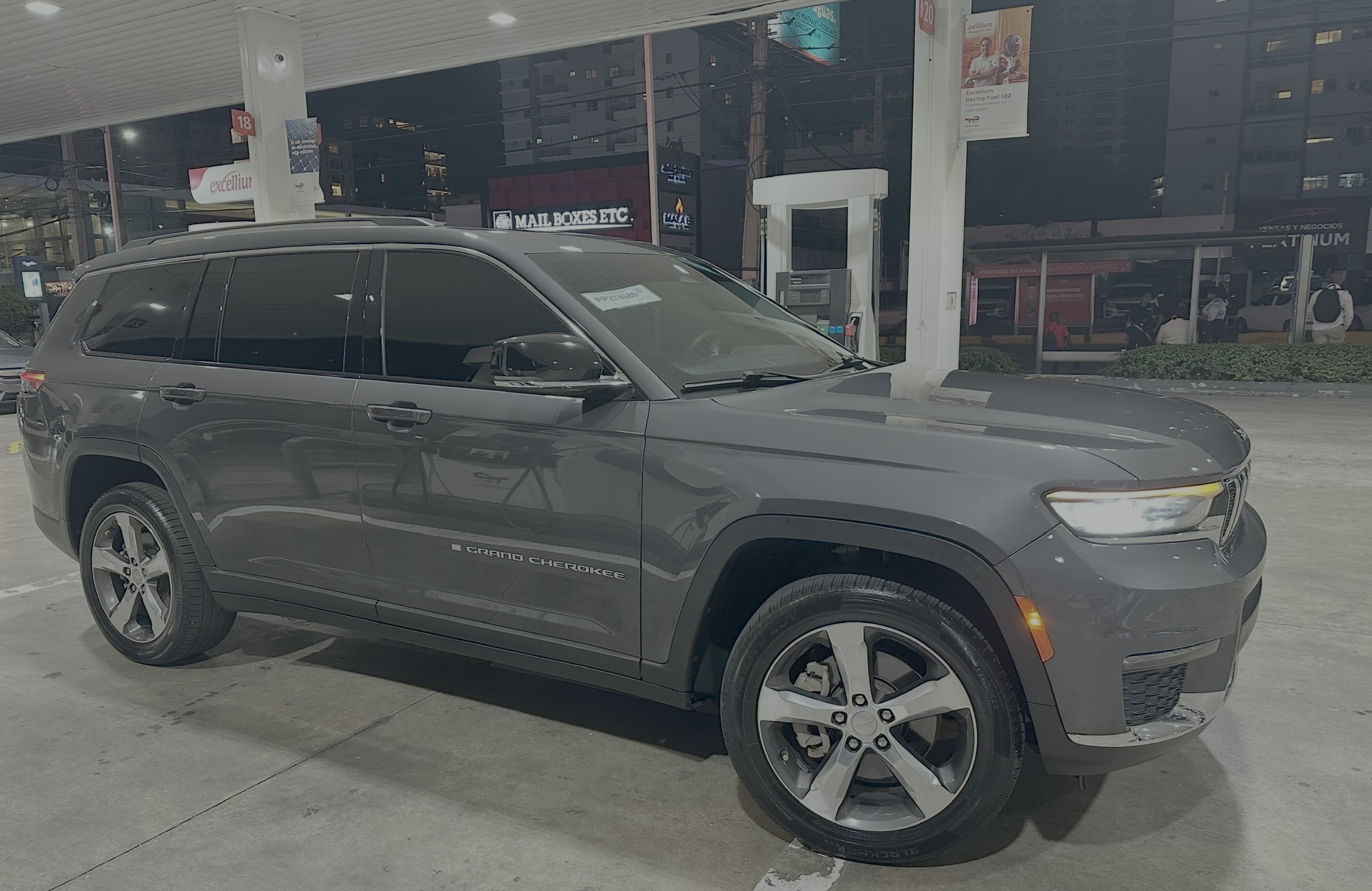 jeepetas y camionetas - Jeep Grand Cherokee L 2021, como Nueva. Garantía en motor y Transmision. 3