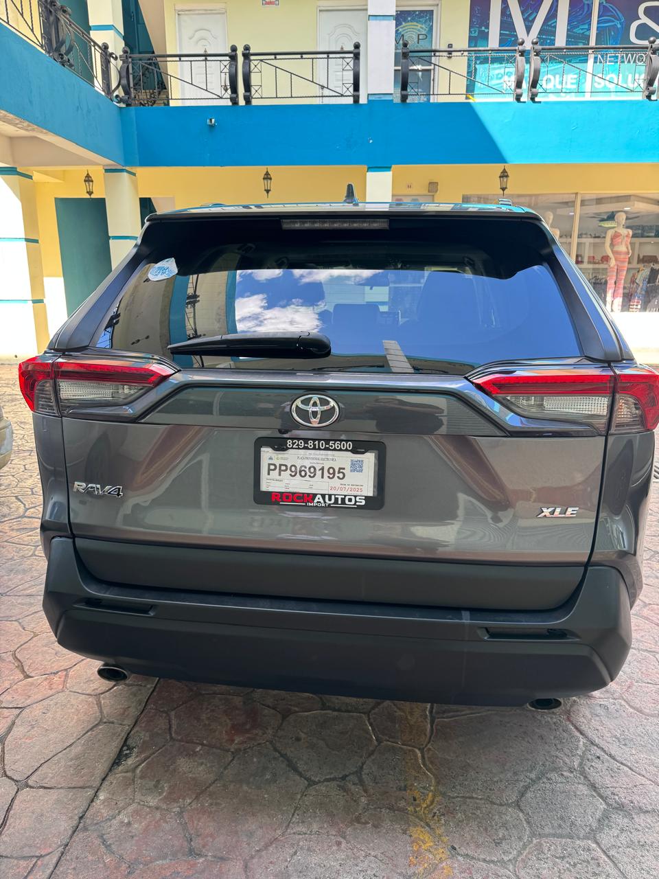 jeepetas y camionetas - Toyota rav4 2022 xle premium  5