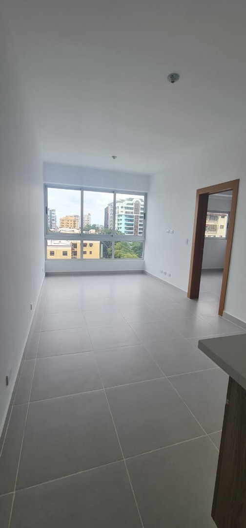 apartamentos - Se alquila apartamento en Evaristo Morales 5