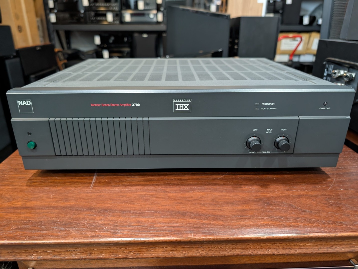 camaras y audio -  NAD 2700 Stereo / Mono Power Amplifier Model 2700 THX 4