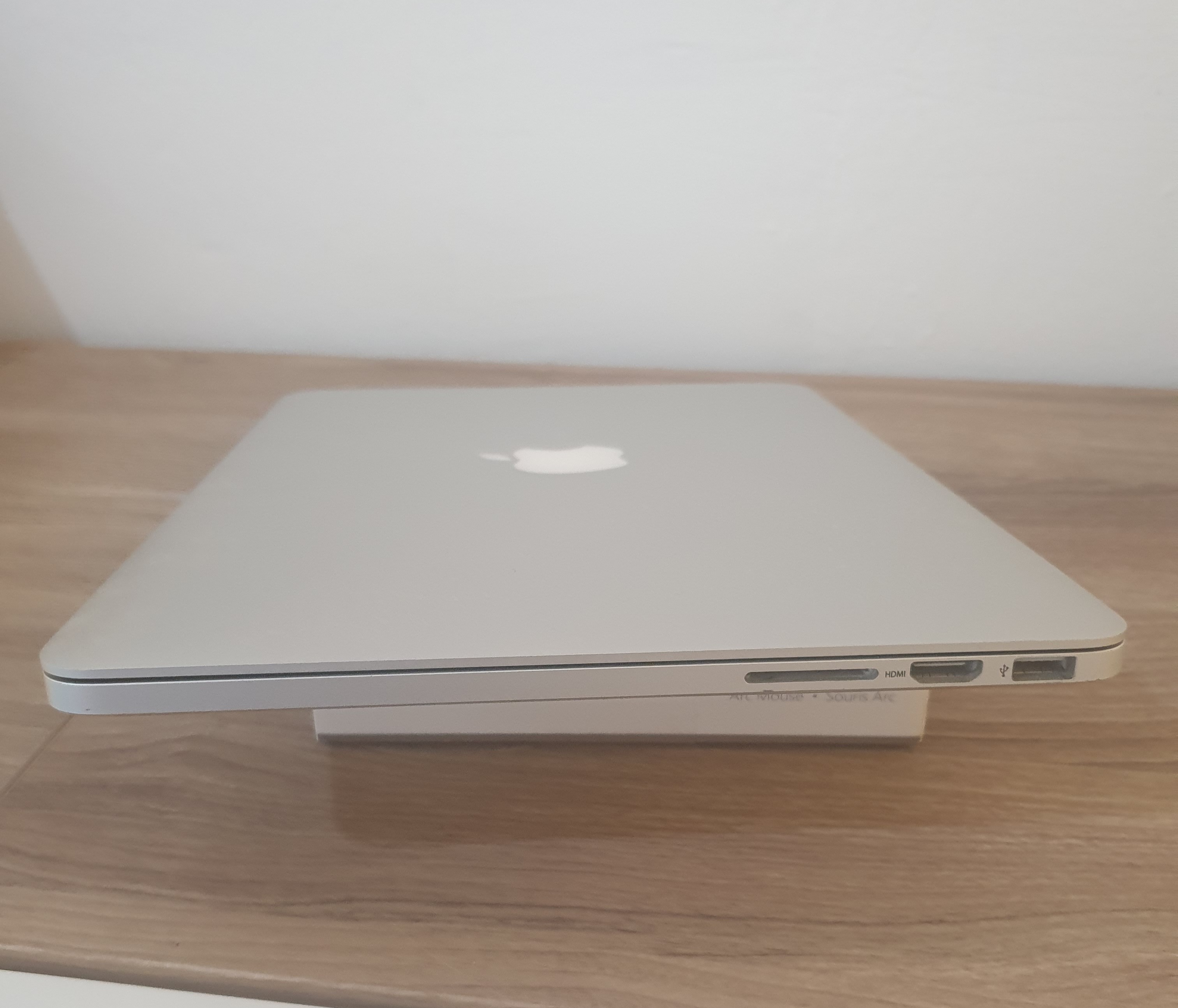 computadoras y laptops - Laptop MacBook Pro 2015, pant Retina 13,3'', 128GB, 8GB RAM, Como Nueva  4