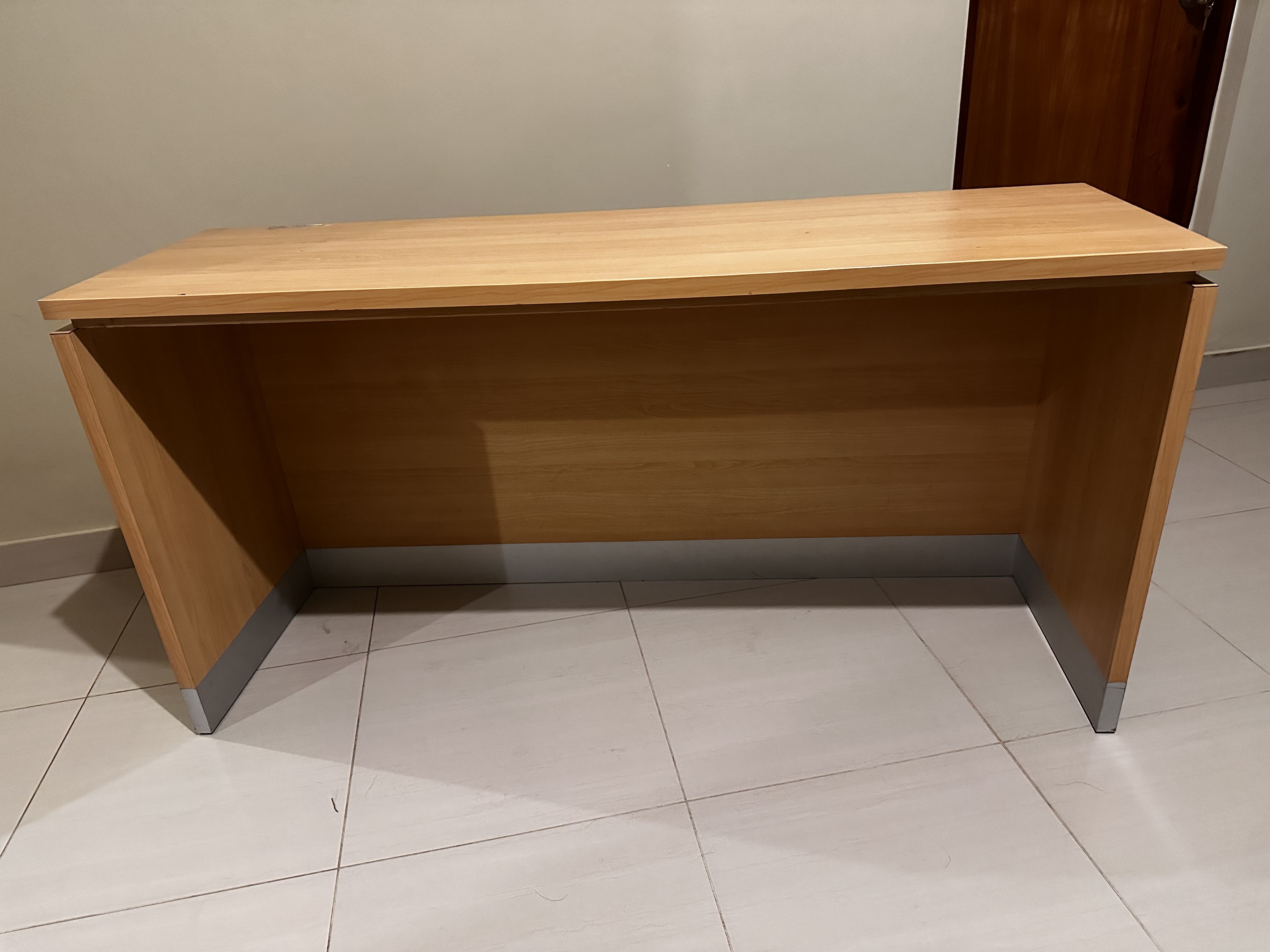 articulos de oficina - Escritorio en madera 1