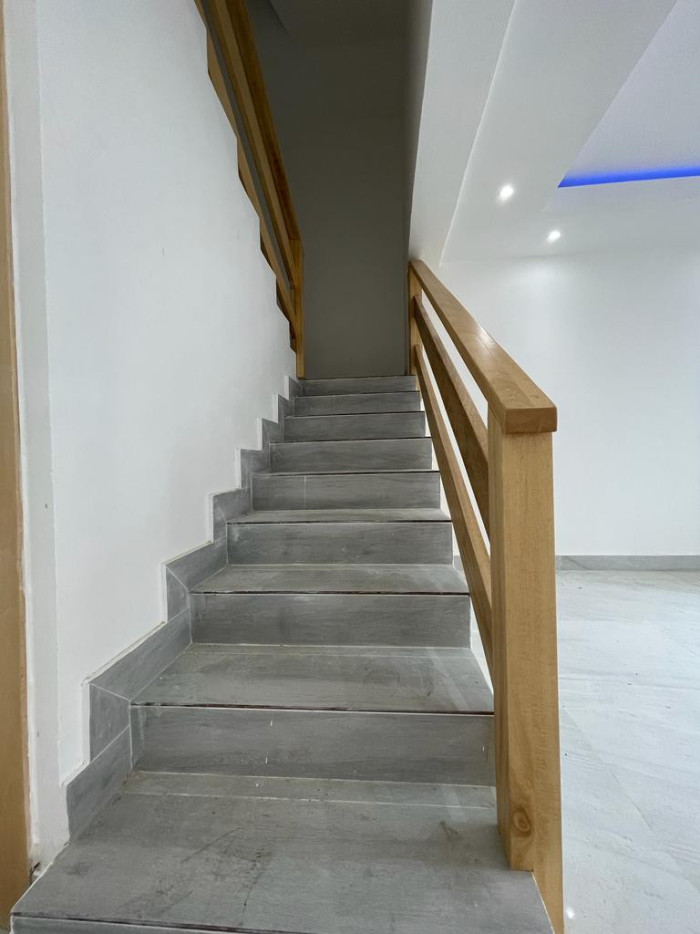 apartamentos - 🏠 Venta de Casa en Urbanización Mirador del Oeste 4