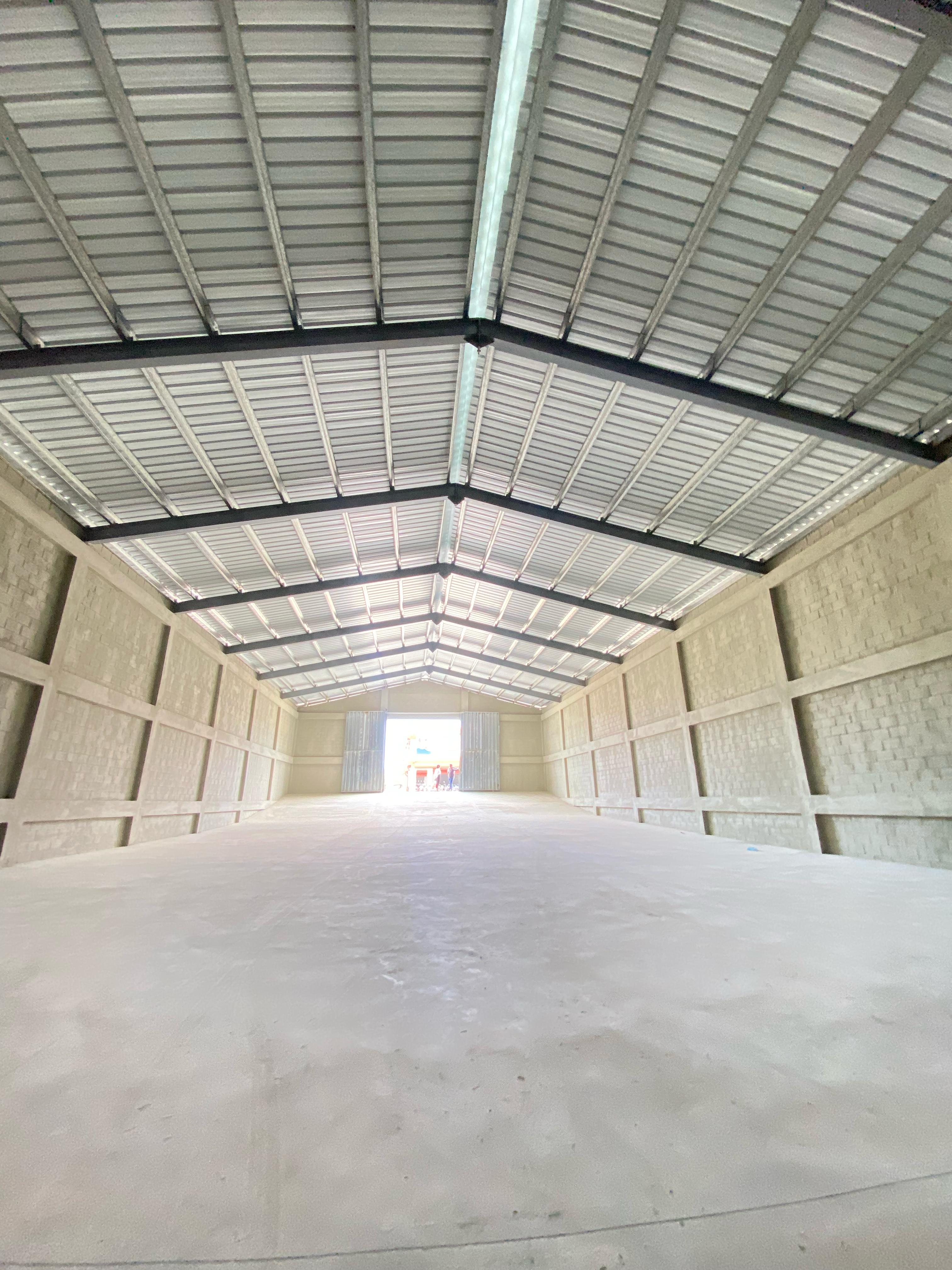 oficinas y locales comerciales - Nave Comercial de 850 metros en SDE 