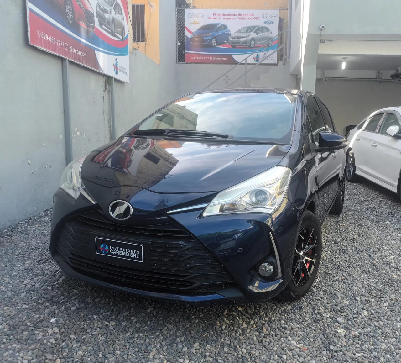 carros - TOYOTA VITZ 2019 0