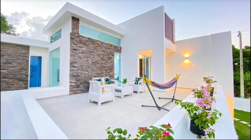casas - villa en venta puerto plata con paneles solares y piscina privada 4