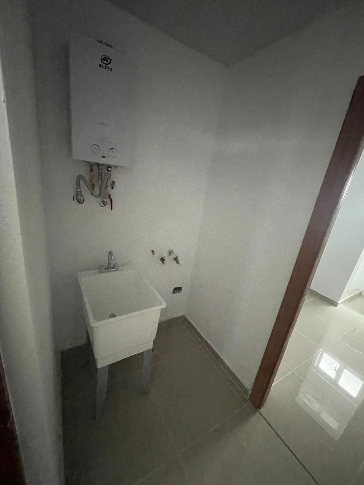 apartamentos - apartamentos nuevos en reparto los tres ojos 3