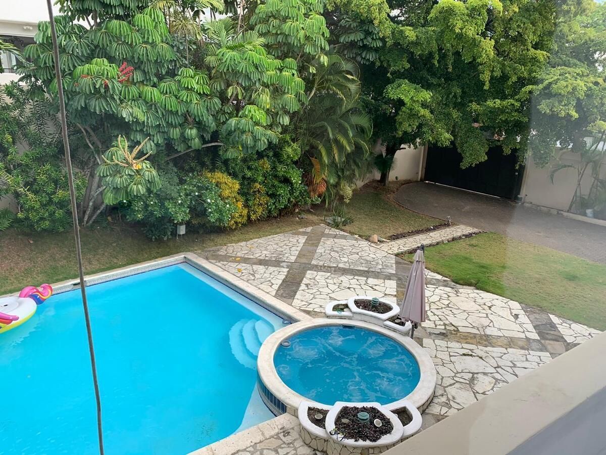 casas - Casa de Esquina en los Pinos de Arroyo Hondo Viejo 4