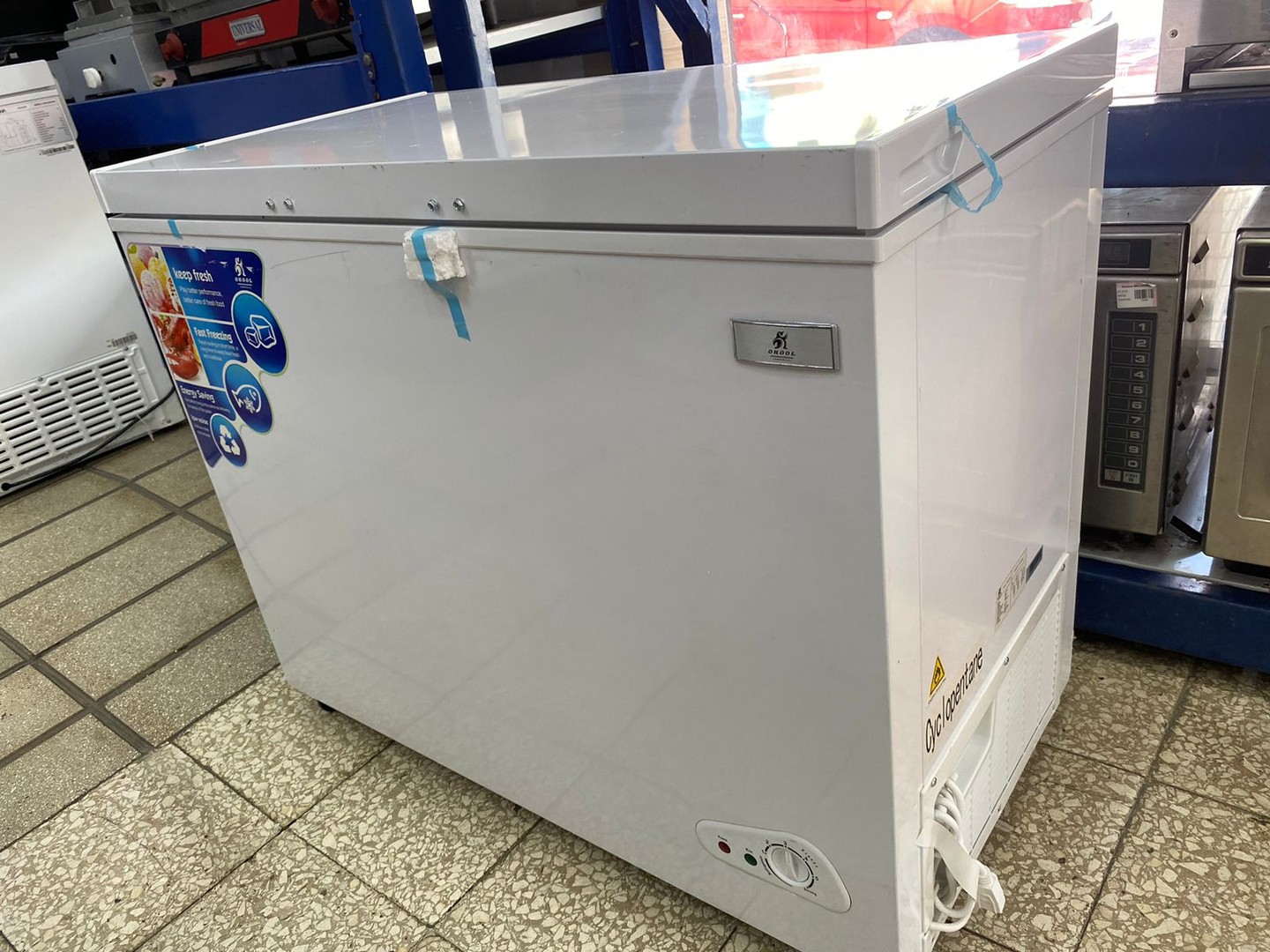 equipos profesionales - Freezer de  9 Pies Cubicos  3
