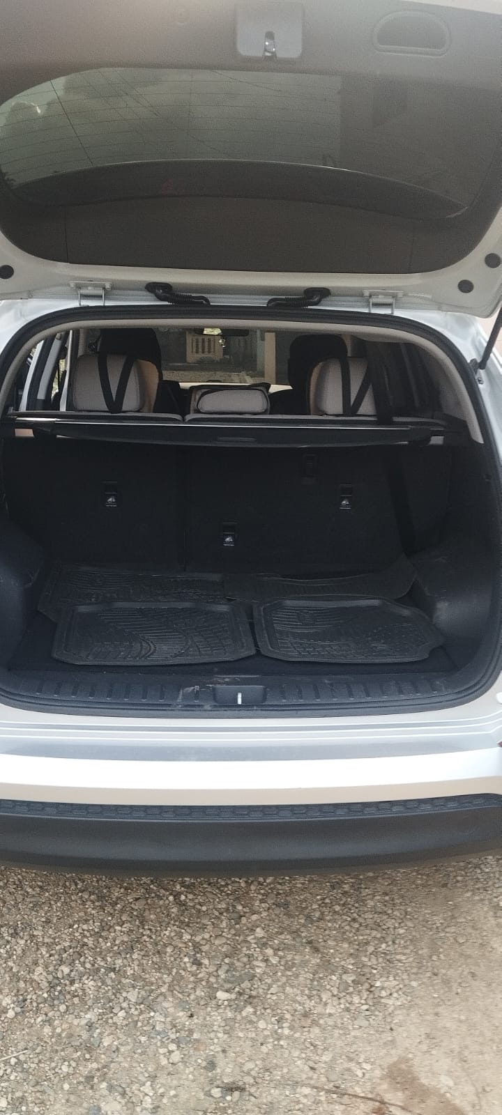 jeepetas y camionetas - Se vende Hyundai Tucson 2017 1.40 negociable 5