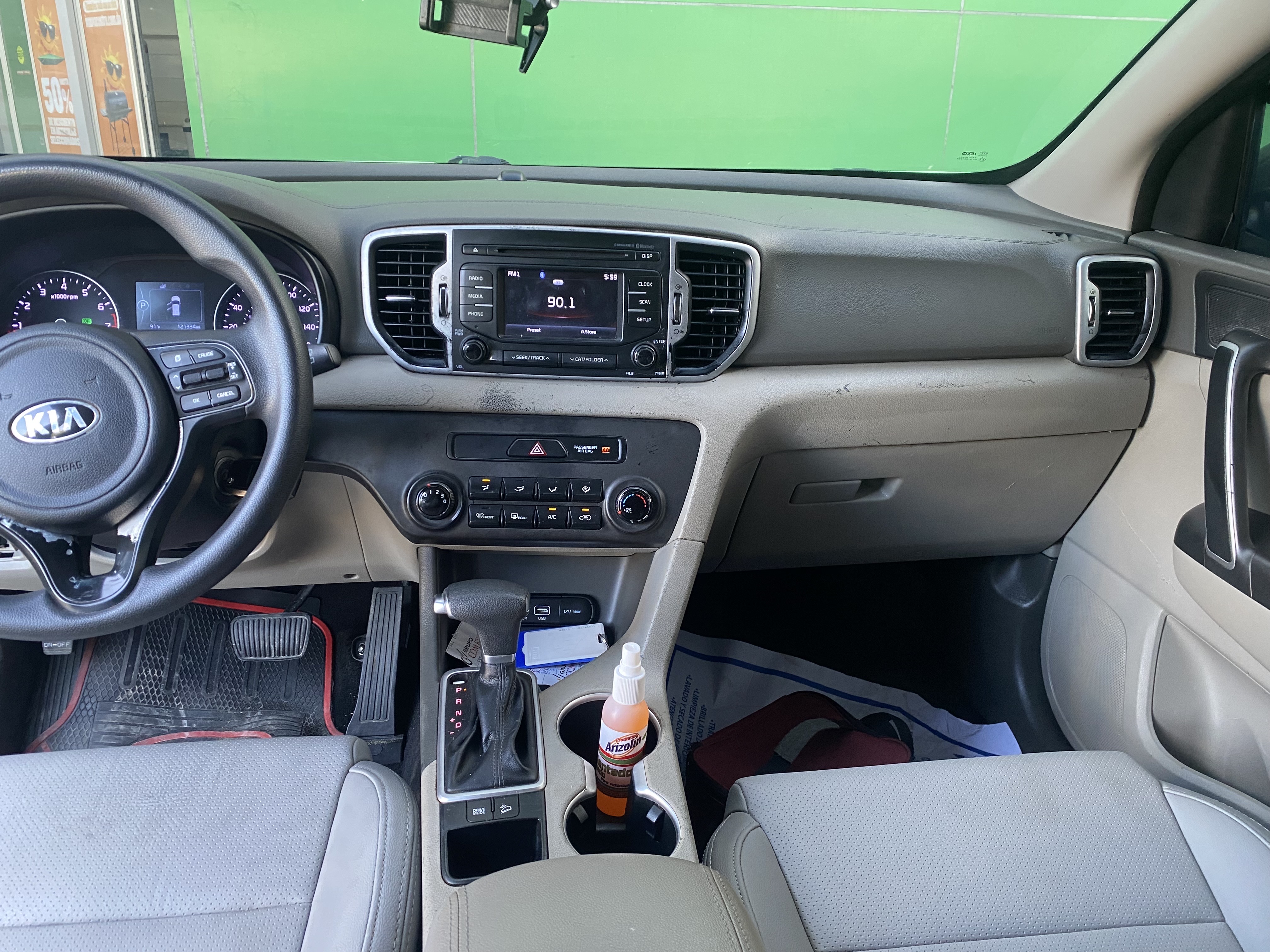 jeepetas y camionetas - Kia Sportage 2017 LX – Versión Americana Único dueño en RD 2