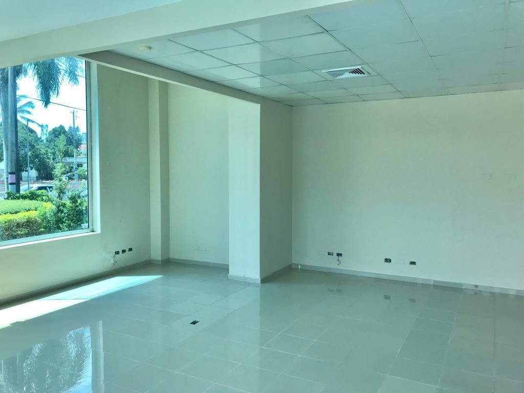 oficinas y locales comerciales - Local en Alquiler en Exclusiva Torre Corporativa 7