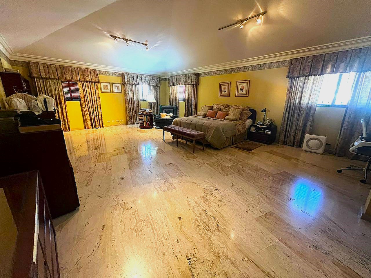 casas - Amplia casa en venta en Los Rios 8