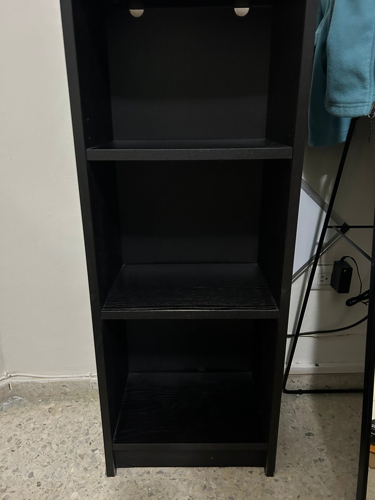 articulos de oficina - A la venta Escritorio y Librero de color marrón 4