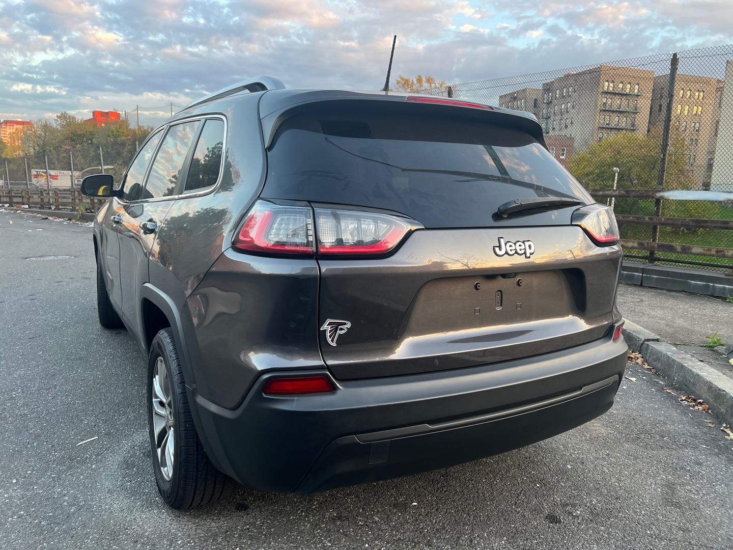 jeepetas y camionetas - 2019 Jeep cherokee Excelente. un solo dueño pintiras original. y buen precio. 2