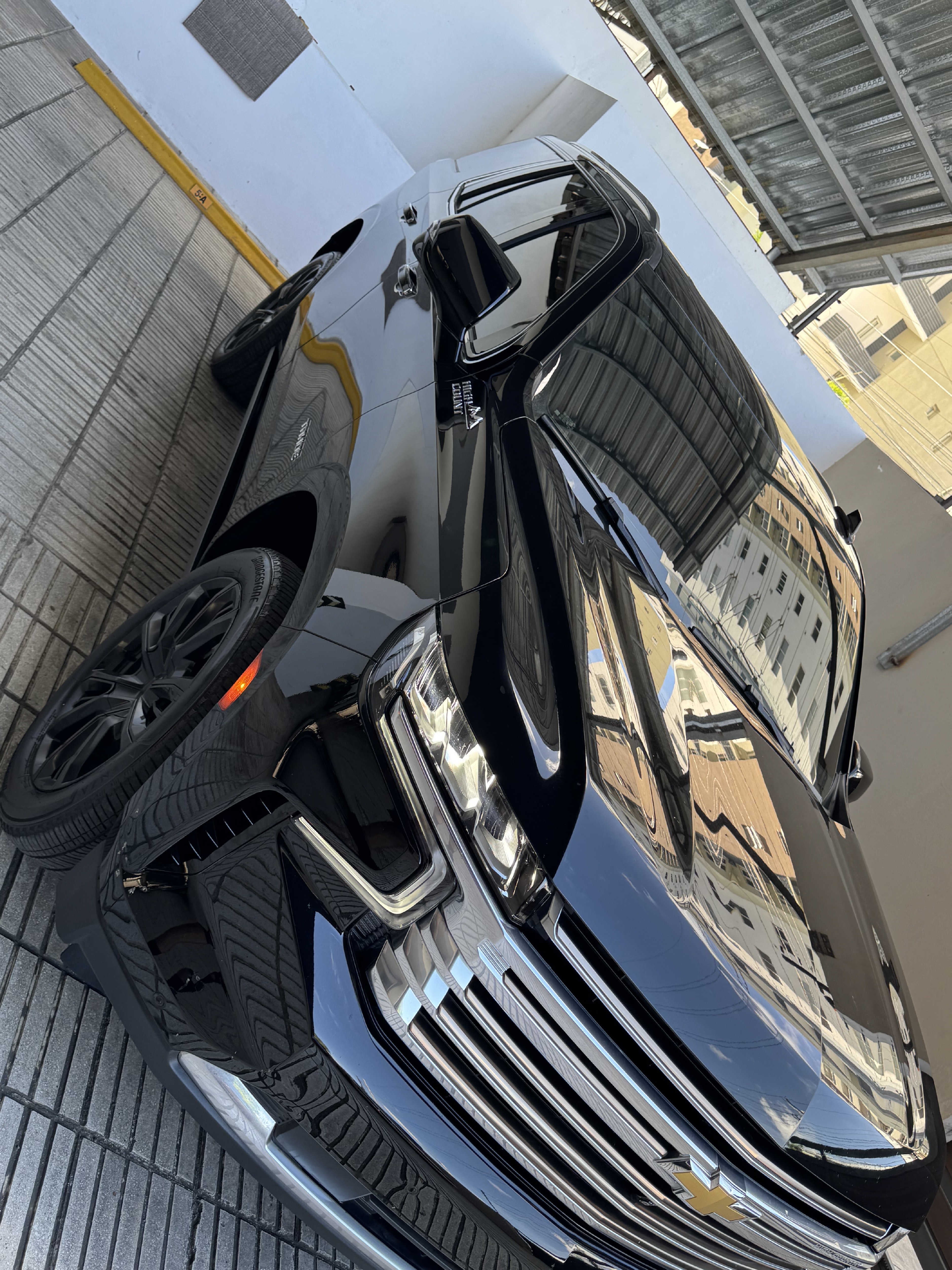 jeepetas y camionetas - Tahoe high country 2023 1