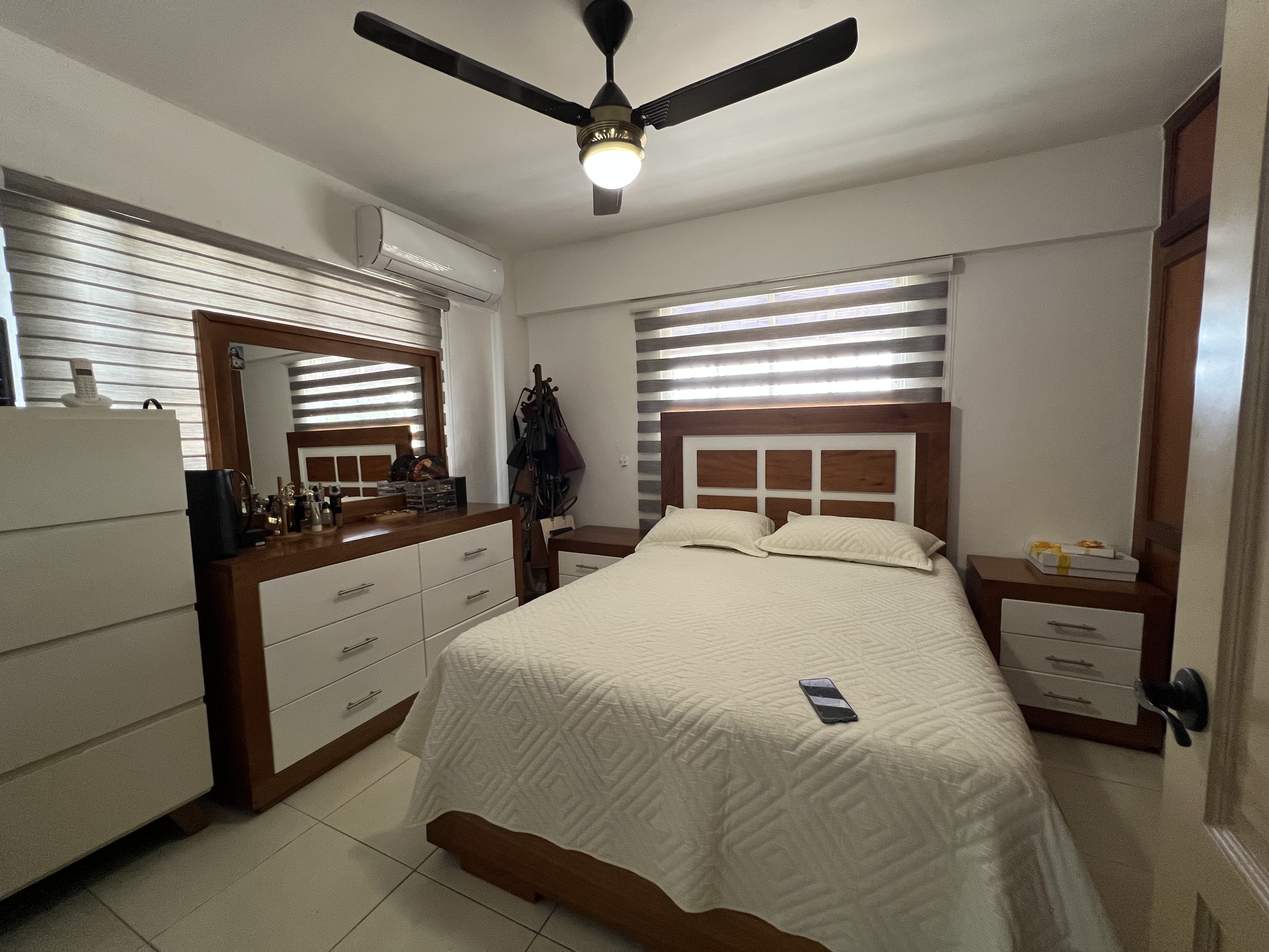 apartamentos - Arroyo Hondo Viejo apto. en Venta de 2 habitaciones 2 parqueos  5