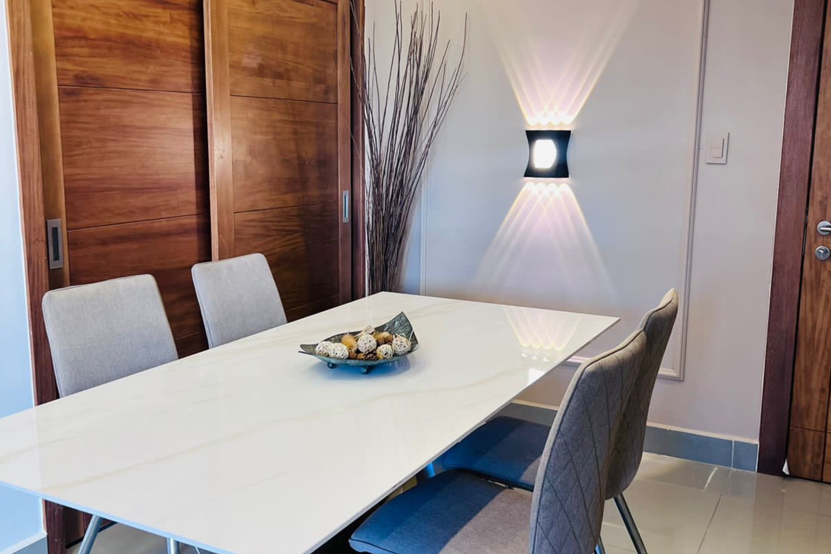 apartamentos - Apartamento En Alquiler En Evaristo Morales Amueblado De Una Habitación 2