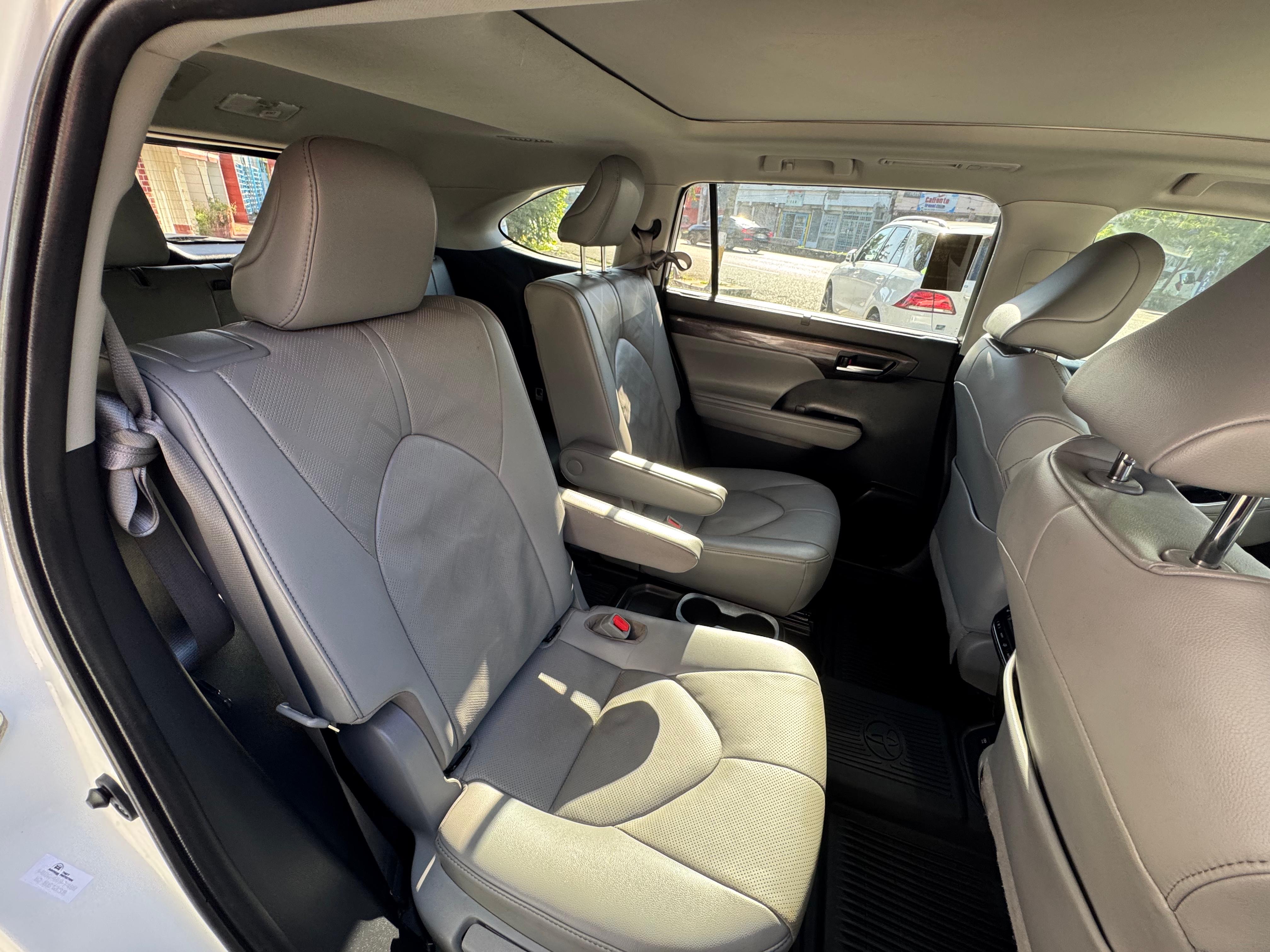 jeepetas y camionetas - TOYOTA HIGHLANDER 2021 9
