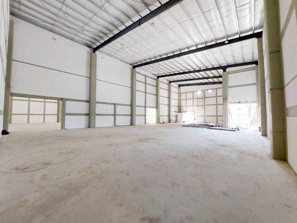 otros inmuebles - Nave Industrial en VILLA AURA 1