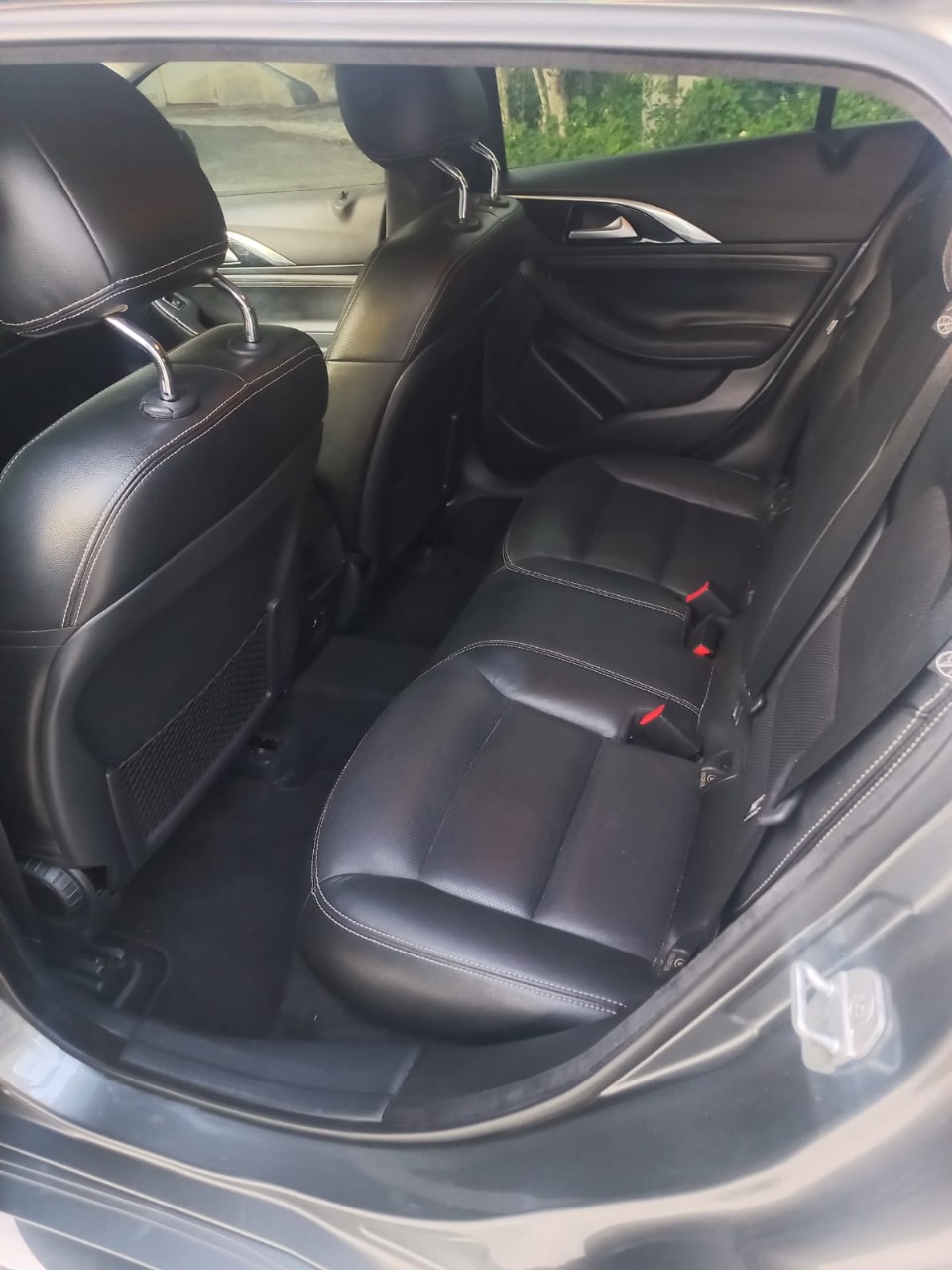 jeepetas y camionetas - Infiniti QX-30    2018 7