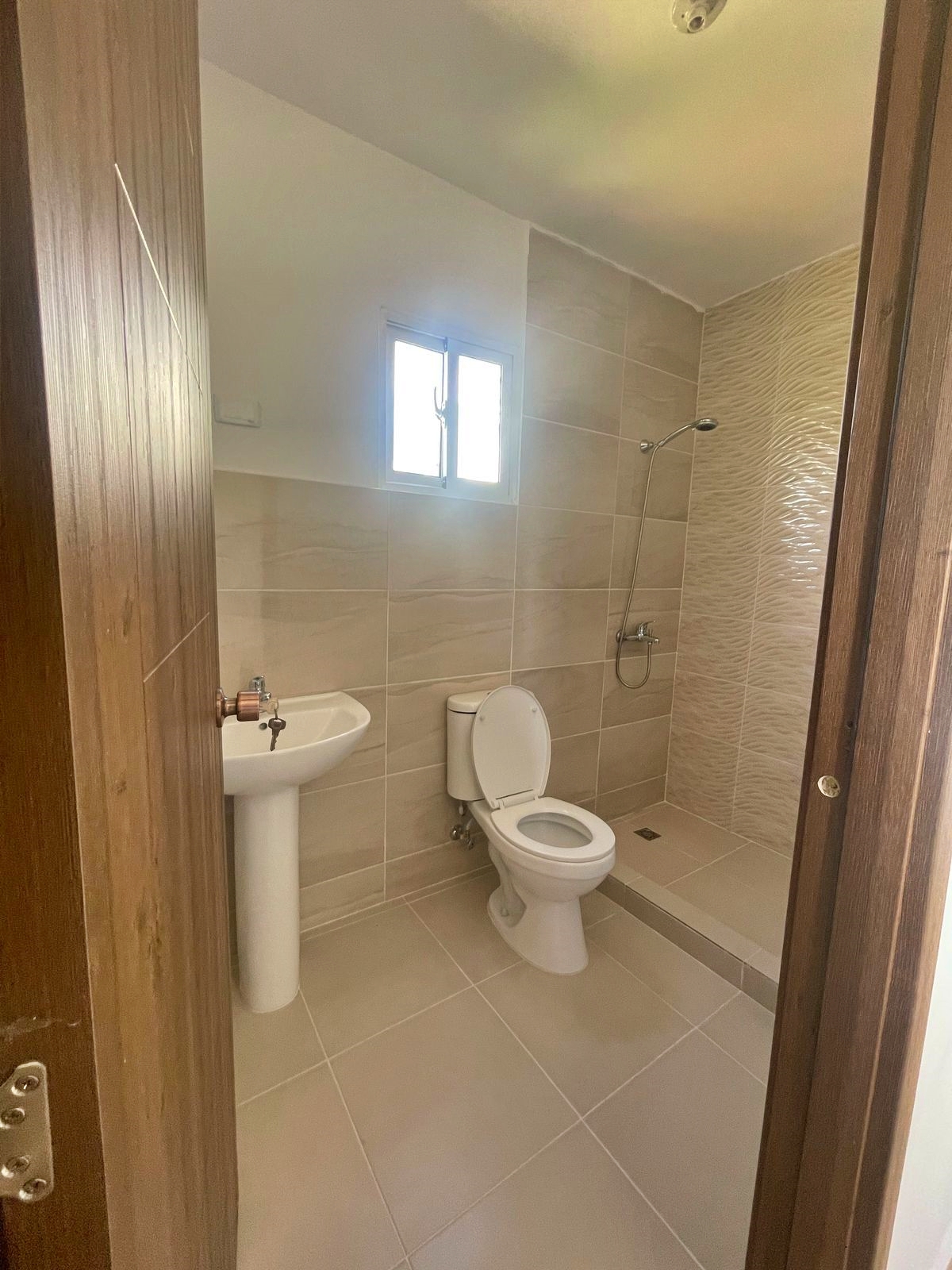 apartamentos - OFERTA ALQUILO APARTAMENTO AMPLIO 3 HAB MANOGUYABO 5