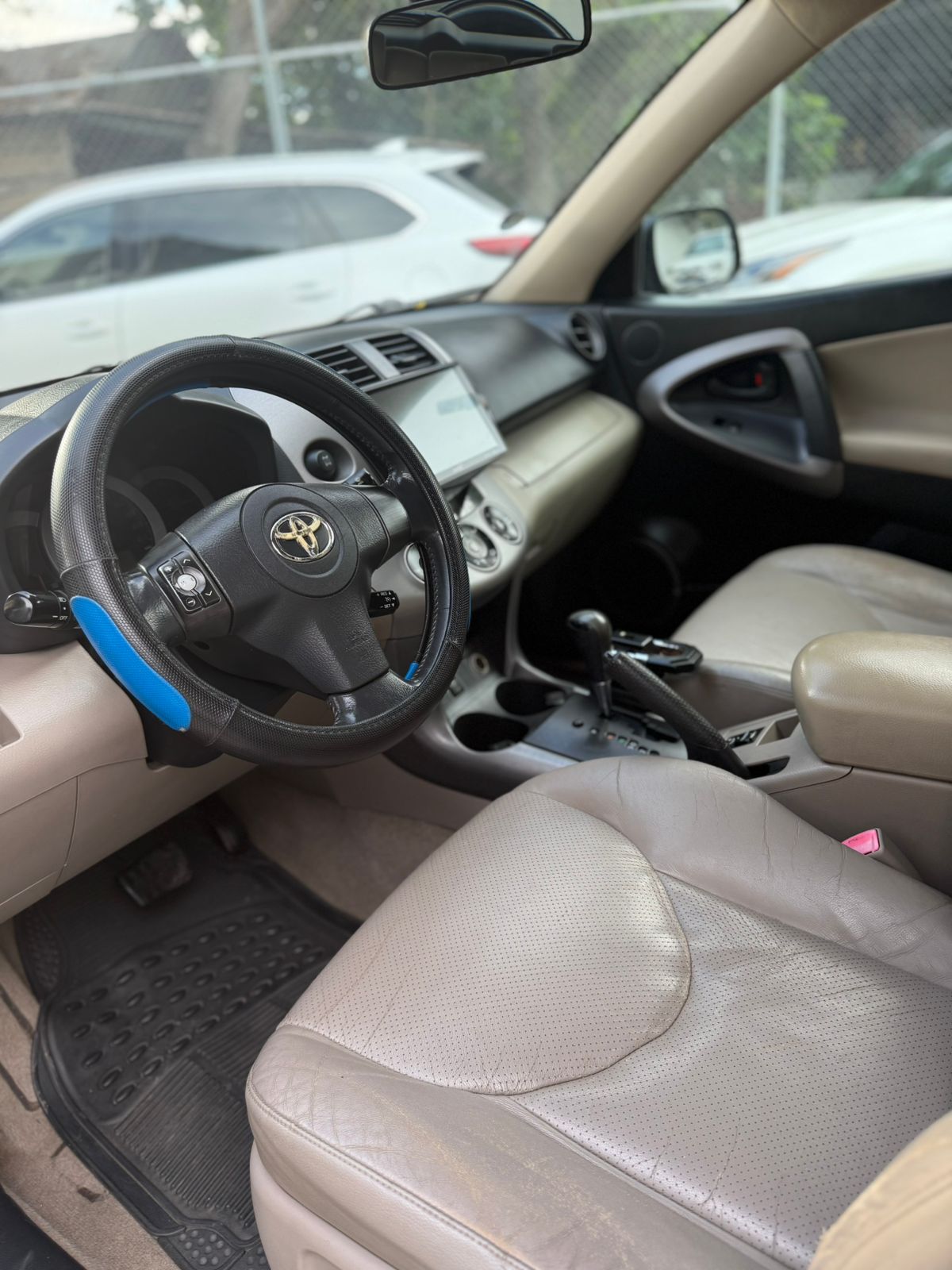 jeepetas y camionetas - Toyota rav4 2007 5