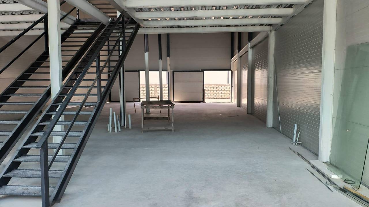 oficinas y locales comerciales - Naves y locales comerciales en alquiler 6