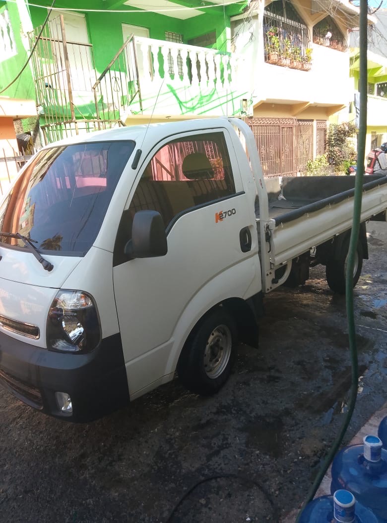 jeepetas y camionetas - Camión Kia K2700, año 2021, como nuevo. 2