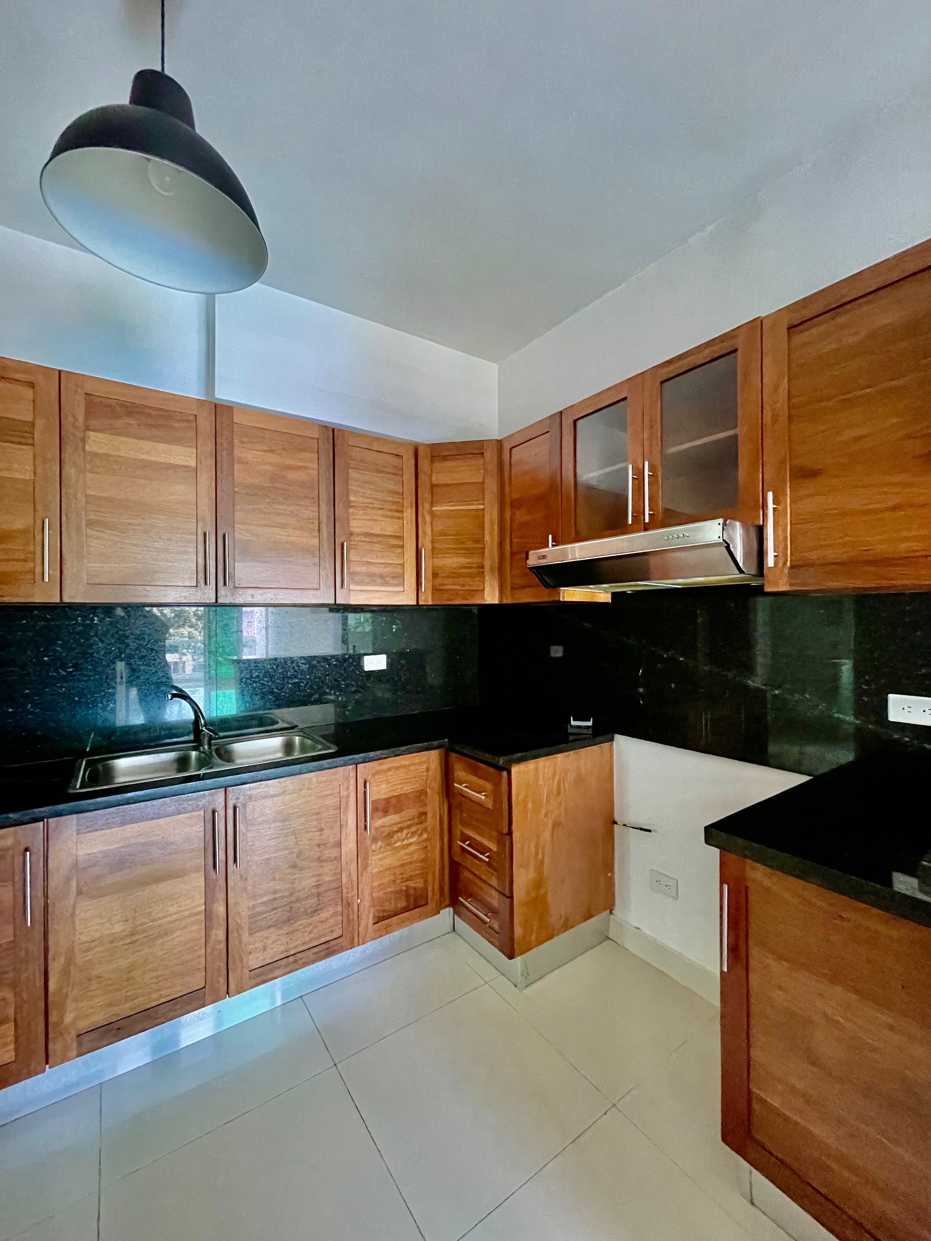 apartamentos - 📣*SE VENDE APTO* 📣  📍Urbanización tropical. 🔹3 6