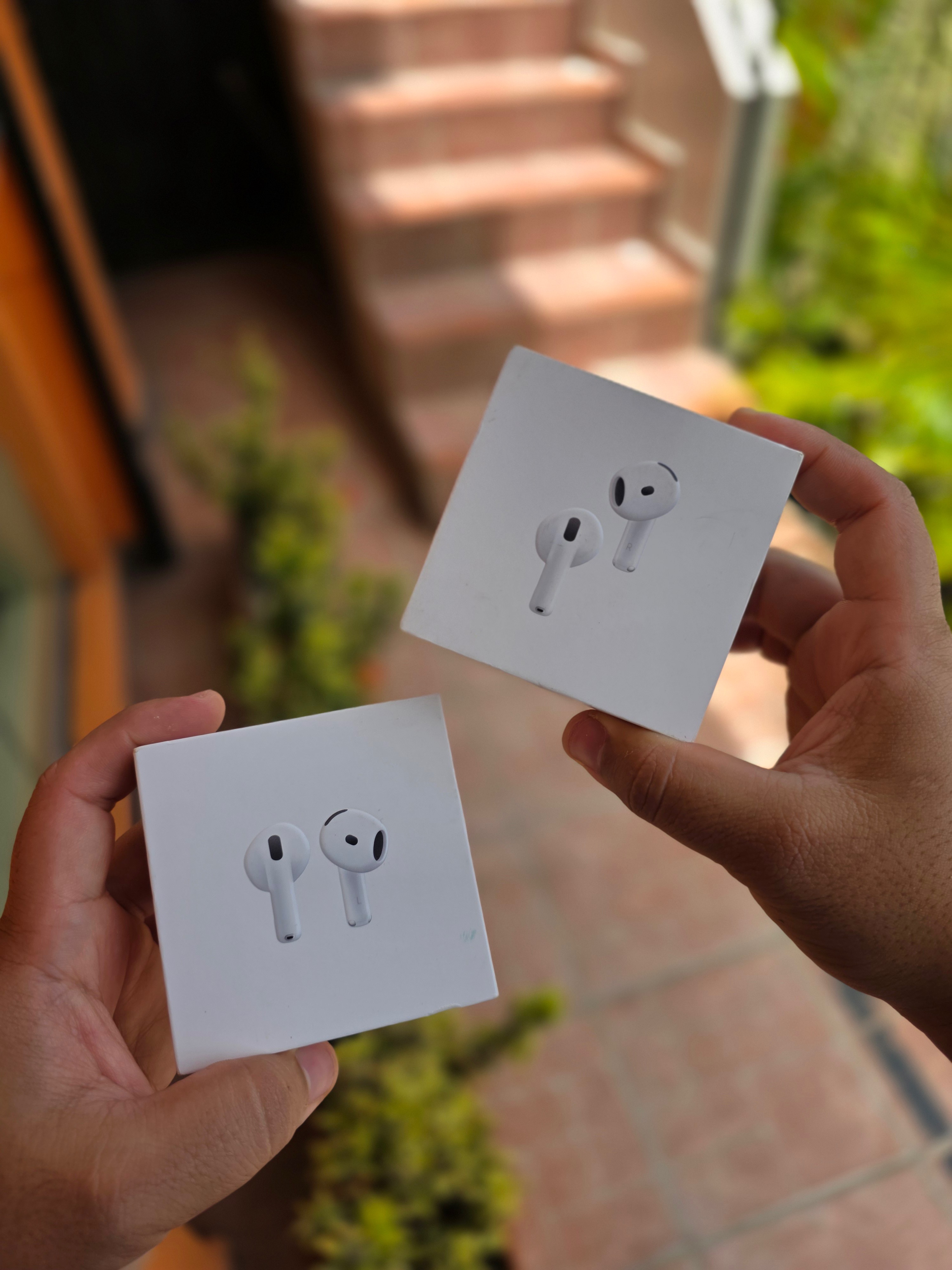 celulares y tabletas - AirPods 4 sin/ con cancelación de ruido comprados en Apple. 0