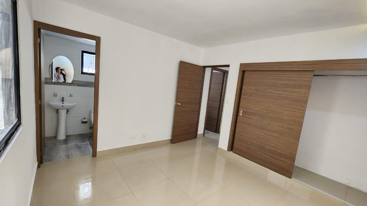 casas - Apartamento en renta con terraza Primer Nivel  7