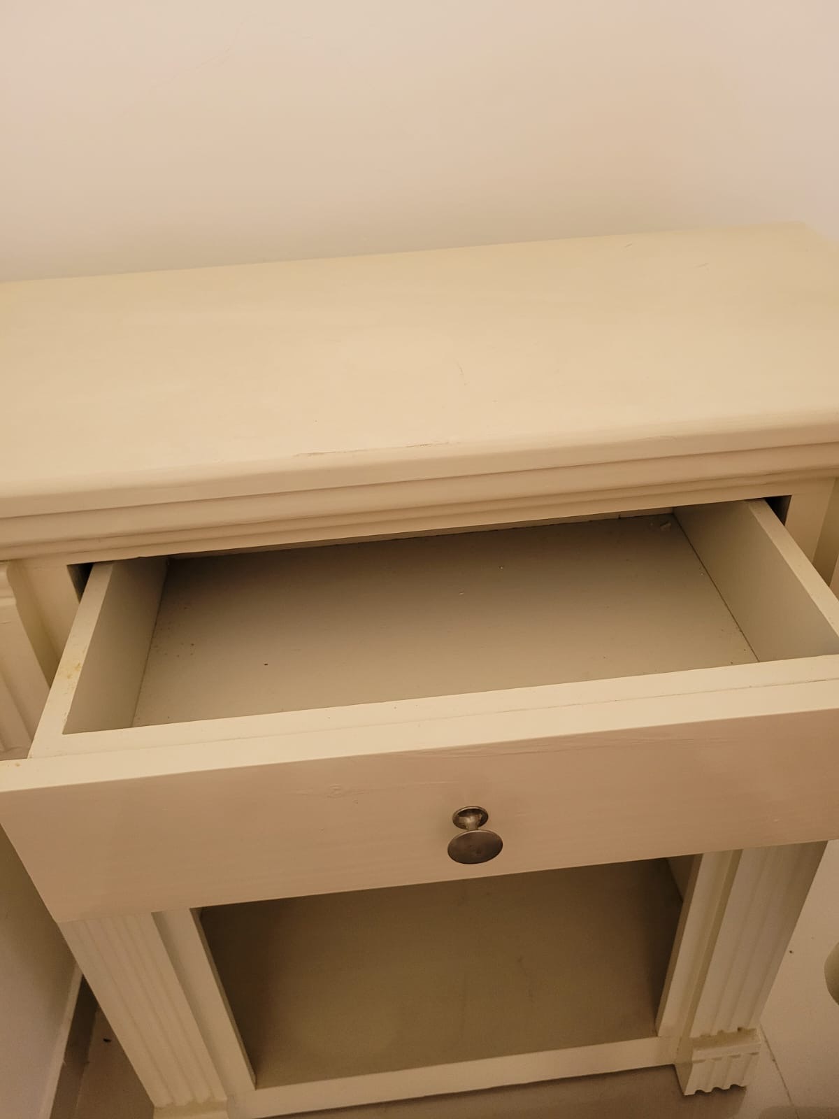 muebles y colchones - Mesa auxiliar  0