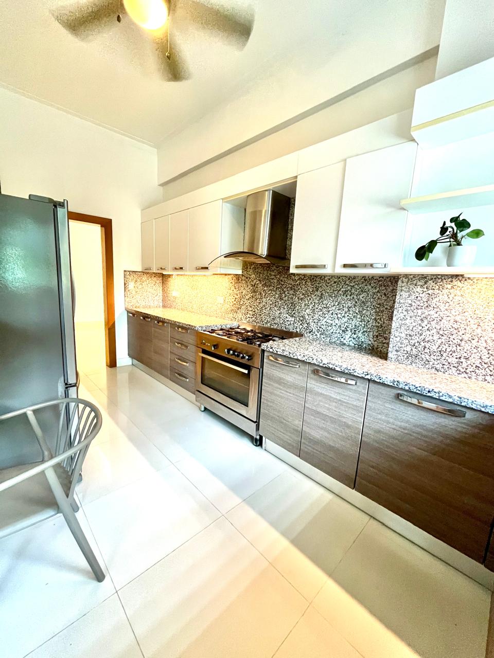 apartamentos - 📍La Esperilla. Precioso apto. En 2do piso  7
