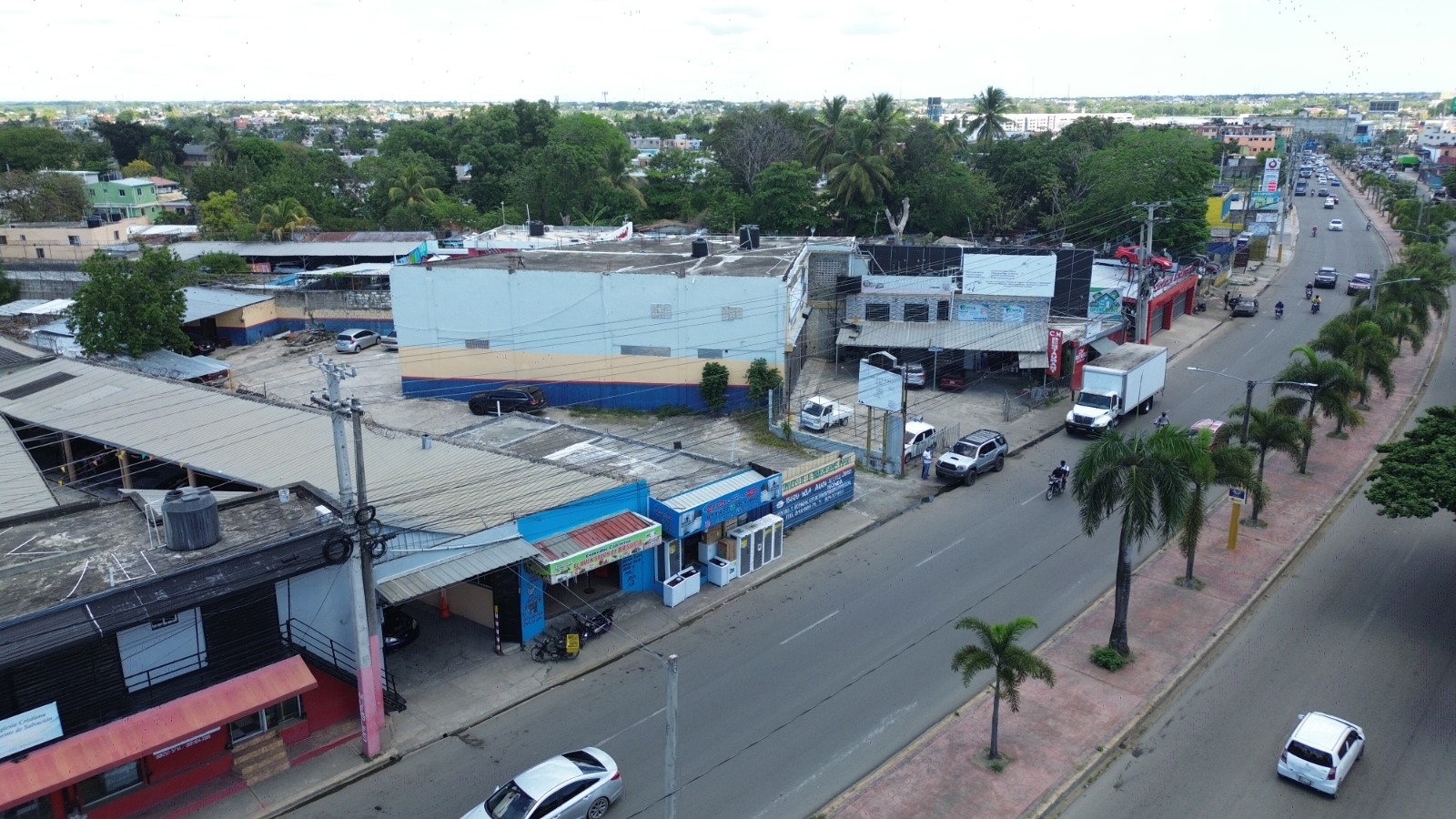 oficinas y locales comerciales - Es hora de hacer tu sueño realidad con esta plaza 0