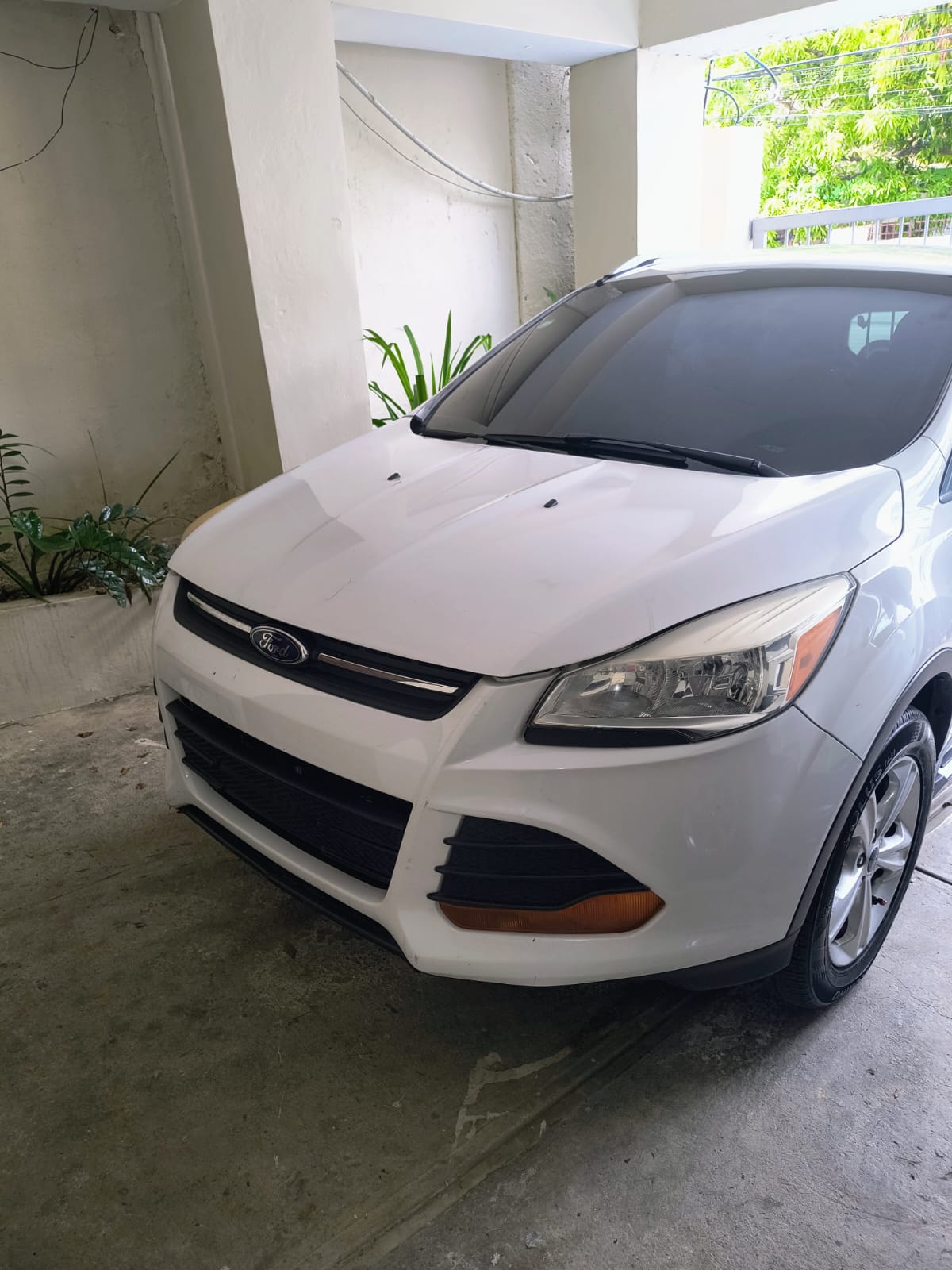 jeepetas y camionetas - Ford Escape 2016 en óptima condiciones 0