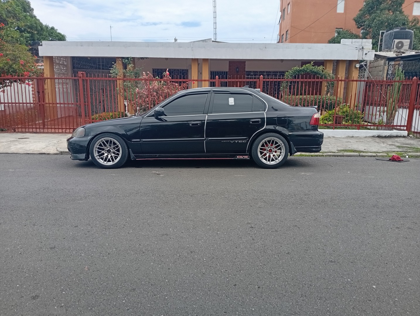 carros - Honda Civic negro  99 americano 