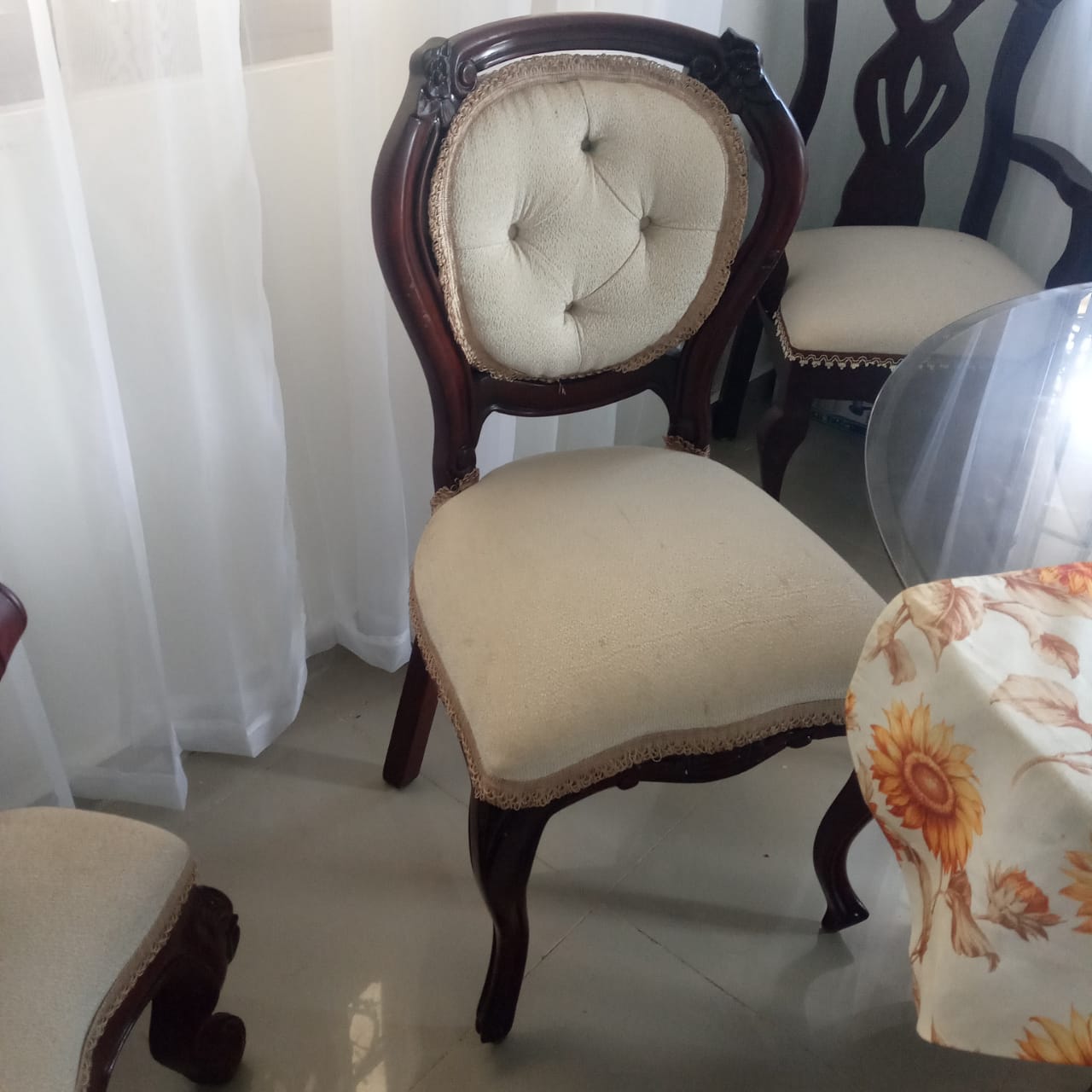 muebles y colchones - Juego de Comedor en Madera de Caoba 1