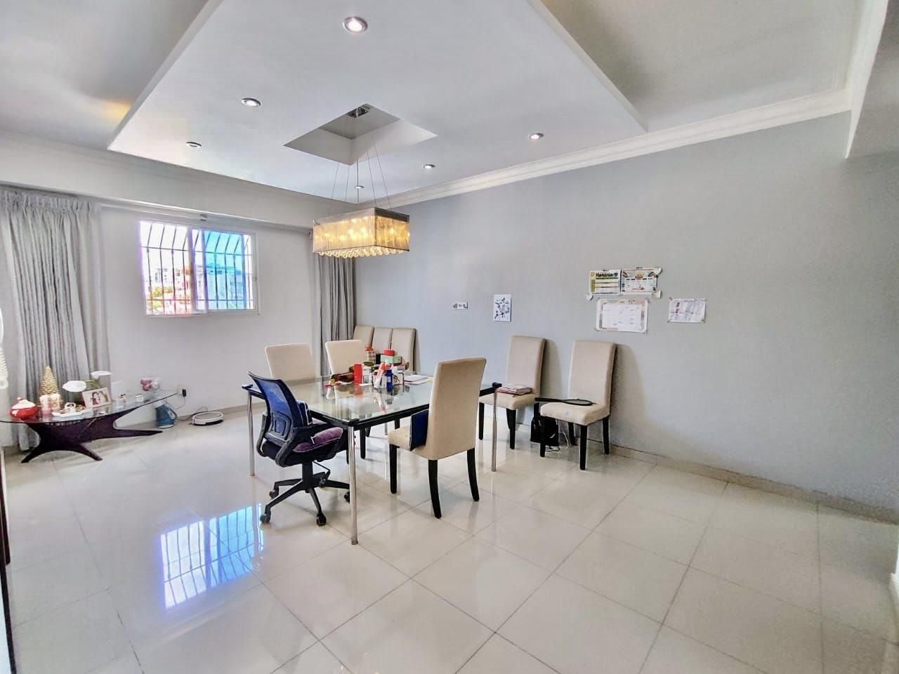 apartamentos - Apartamento de oportunidad en venta  1