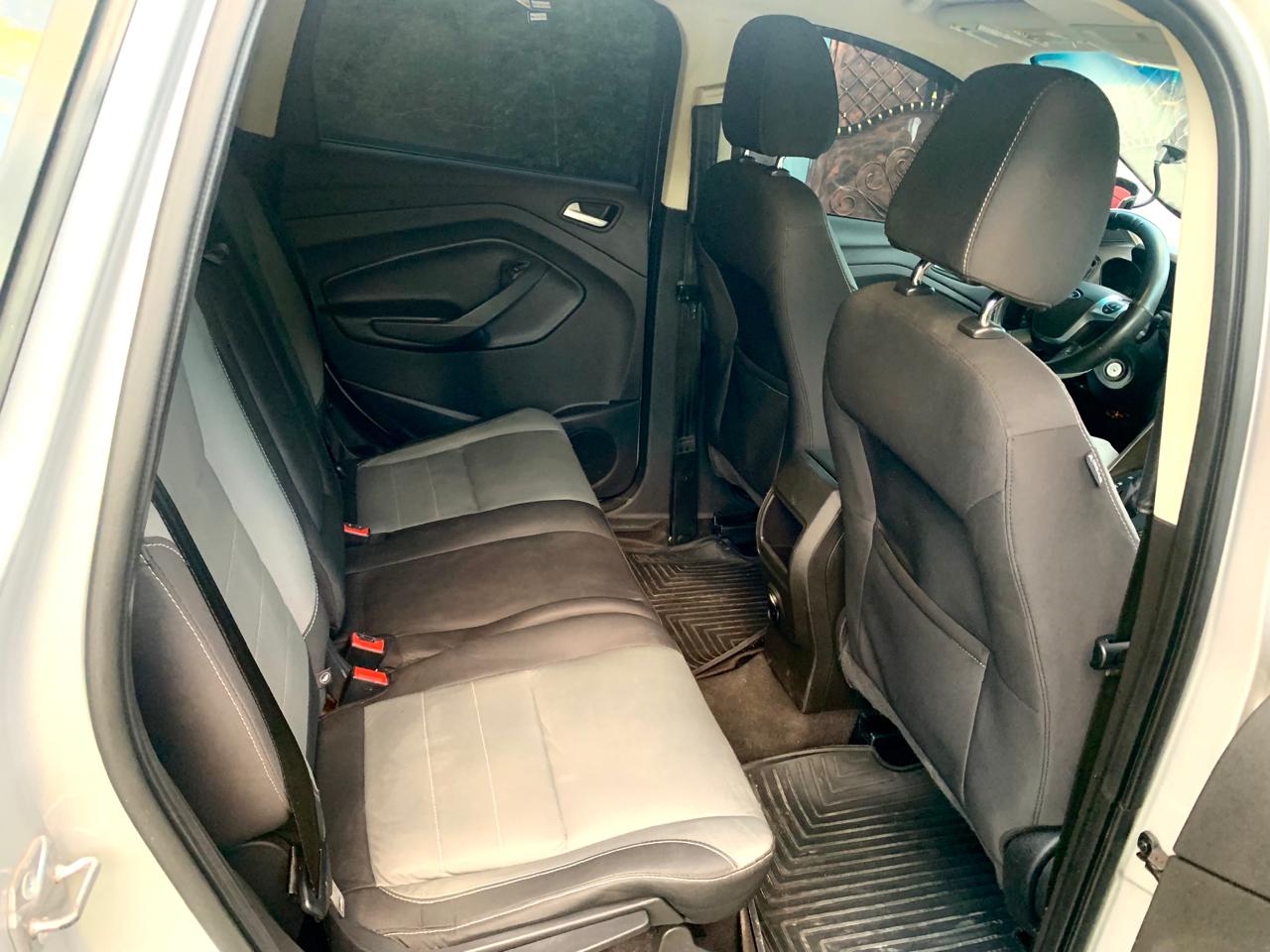 jeepetas y camionetas - Ford escape 2016 como nueva nueva nueva única dueñ 0