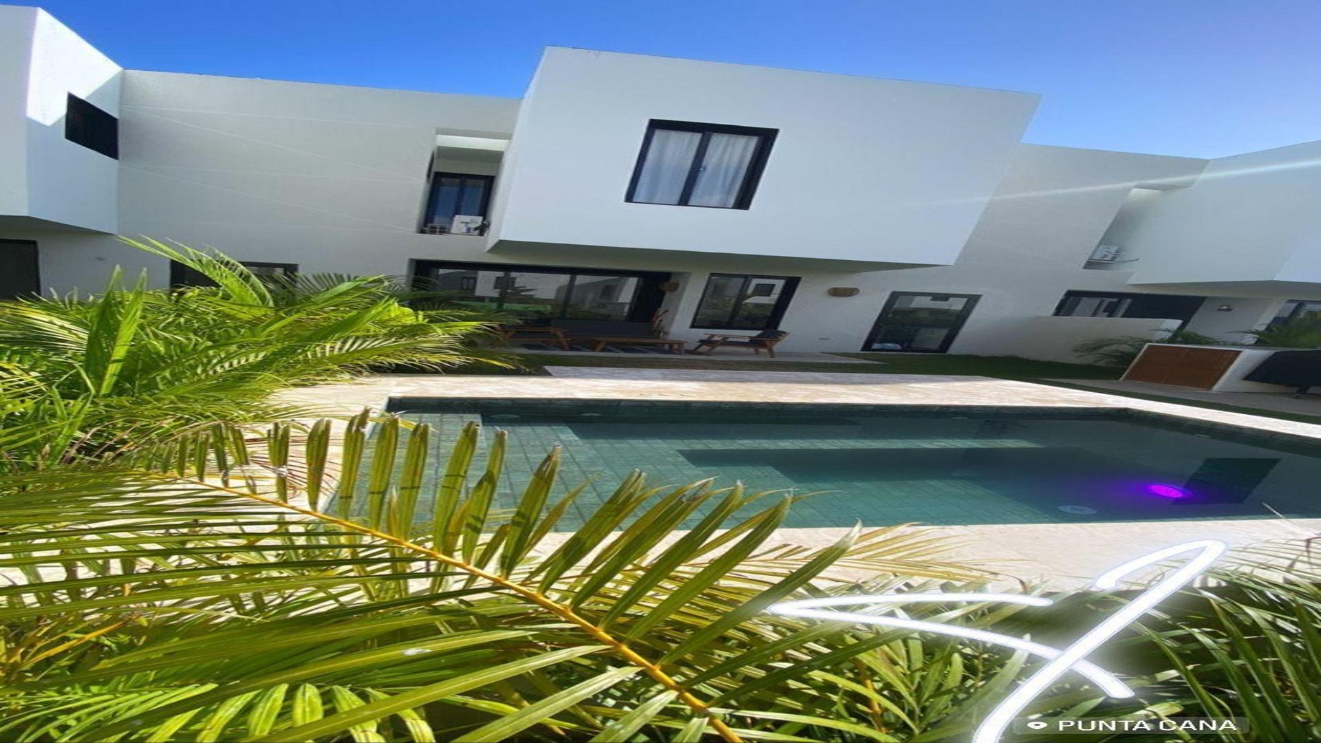 casas vacacionales y villas - Vendo villa de oportunidad en Costa Cana 1