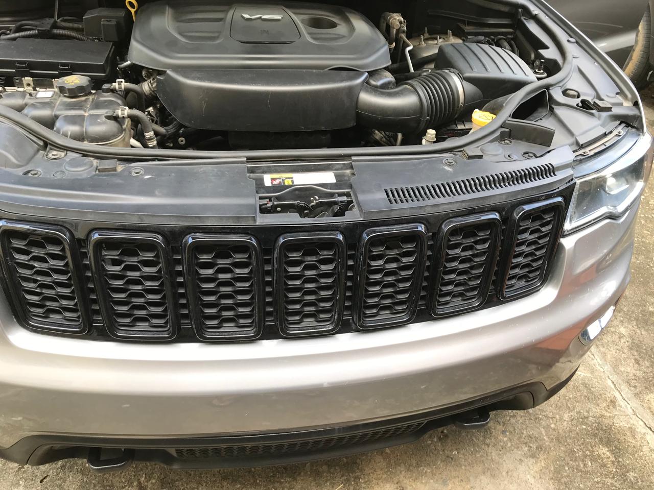 jeepetas y camionetas - Grand cherokee Laredo 4x4 2018  4