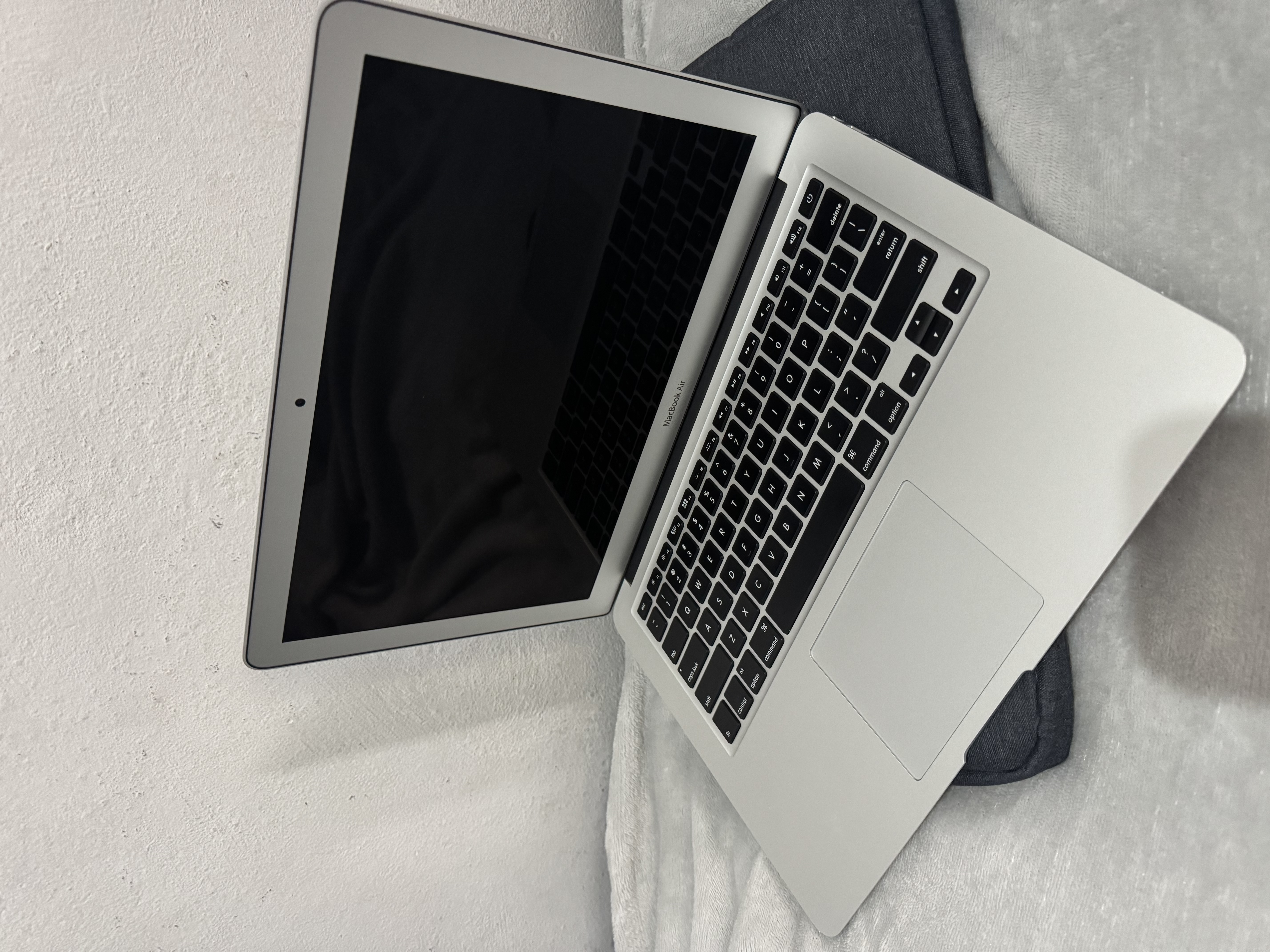 computadoras y laptops - MacBook Air 2