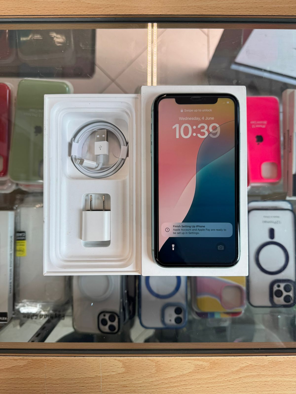 celulares y tabletas - Iphone 11 verde 256 GB Desbloqueado 0