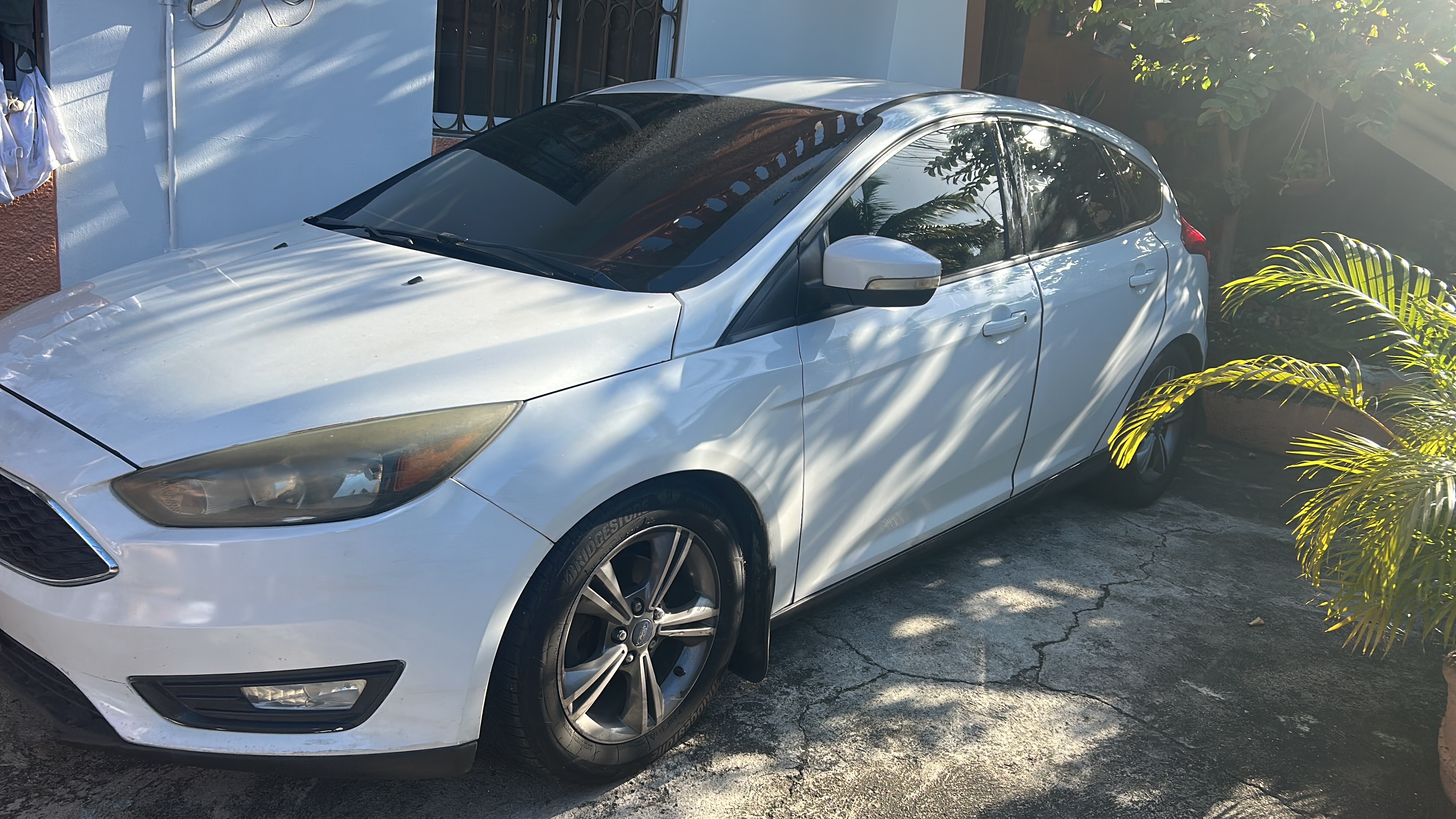 carros - Ford Focus 2016 Venta por motivo de Viaje  1