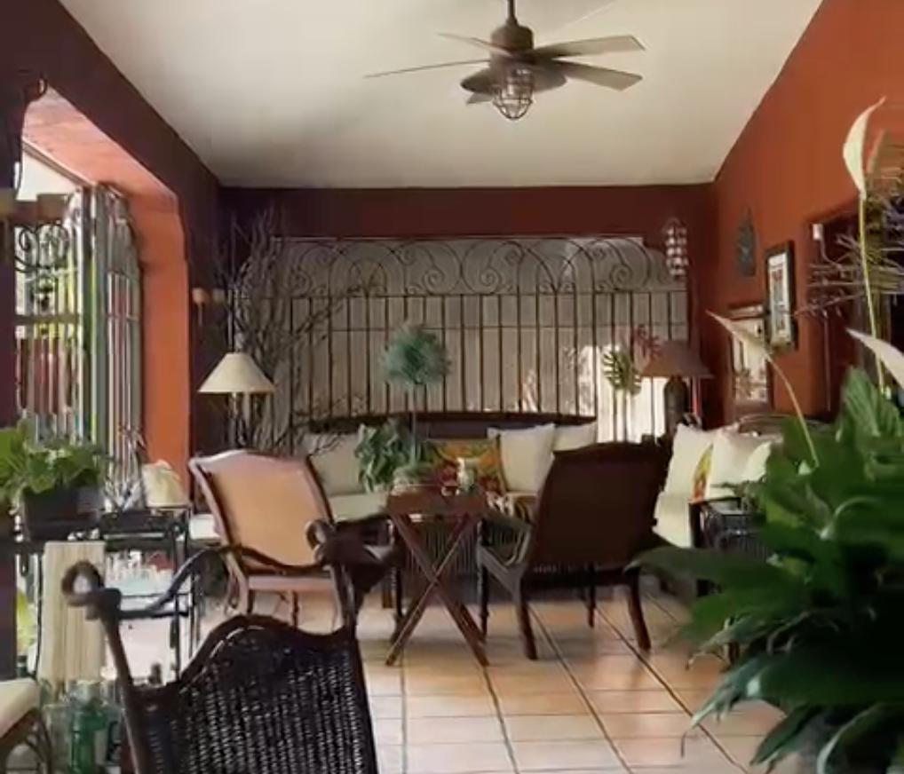 casas - Casa en Venta en Arroyo Hondo, 6 habitaciones 5