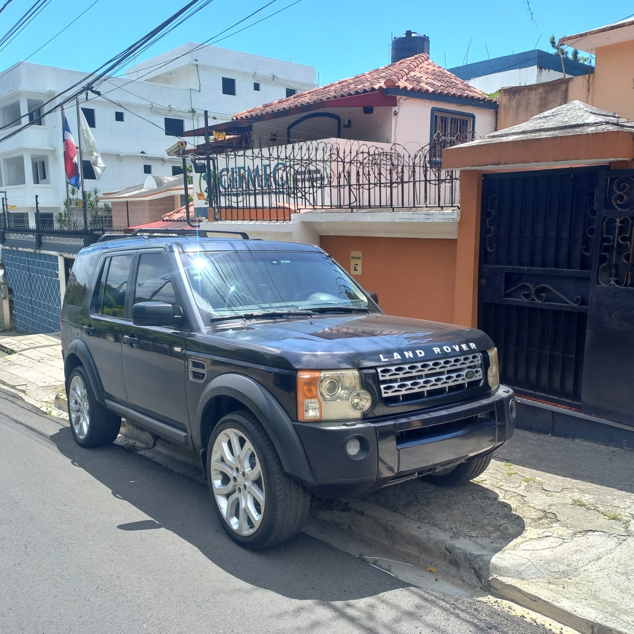 jeepetas y camionetas - Land Rover Discovery 3 En Muy Buenas Condiciones  2