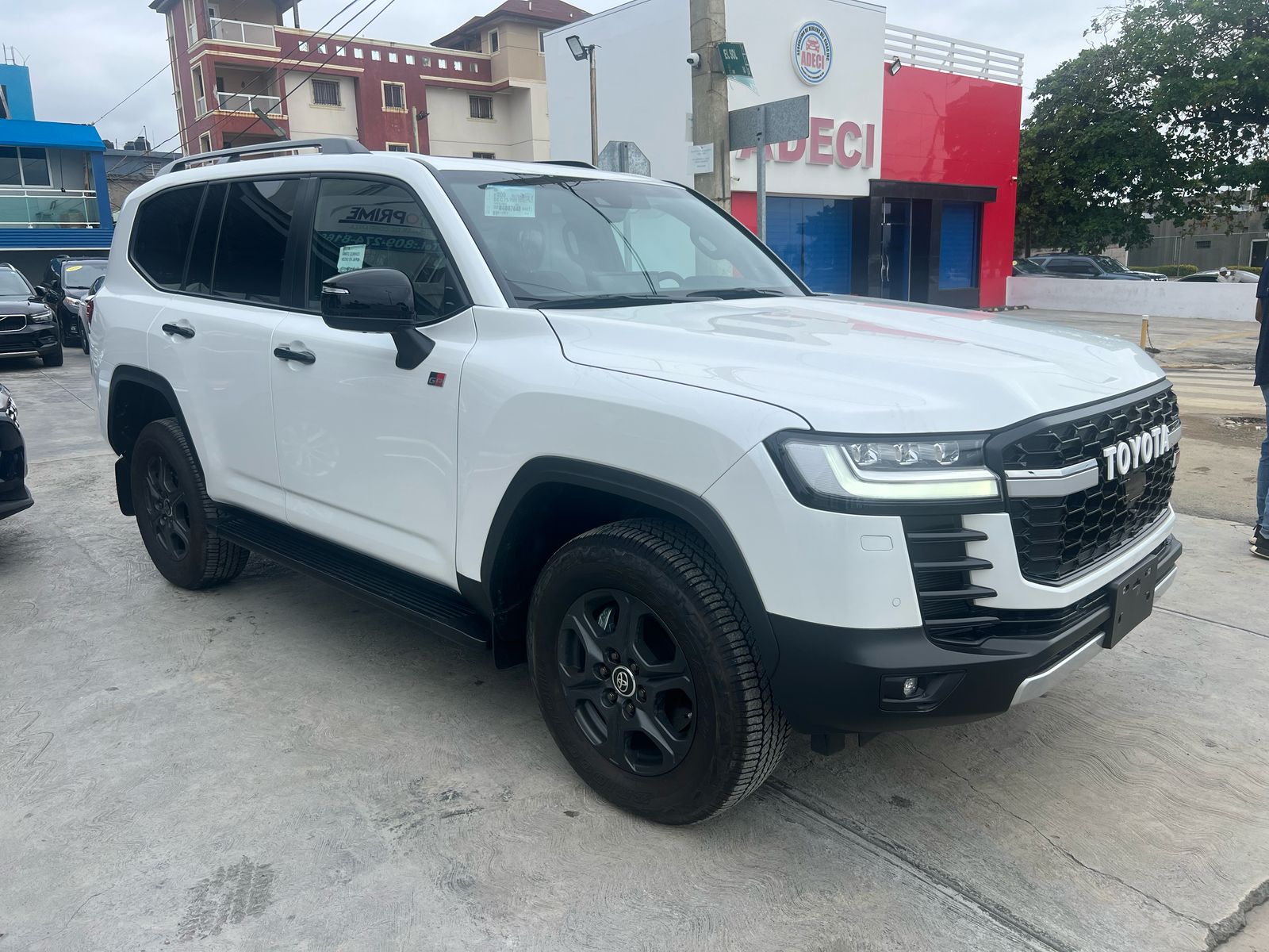 jeepetas y camionetas - Toyota Land Cruiser GR SPORT 2024 3