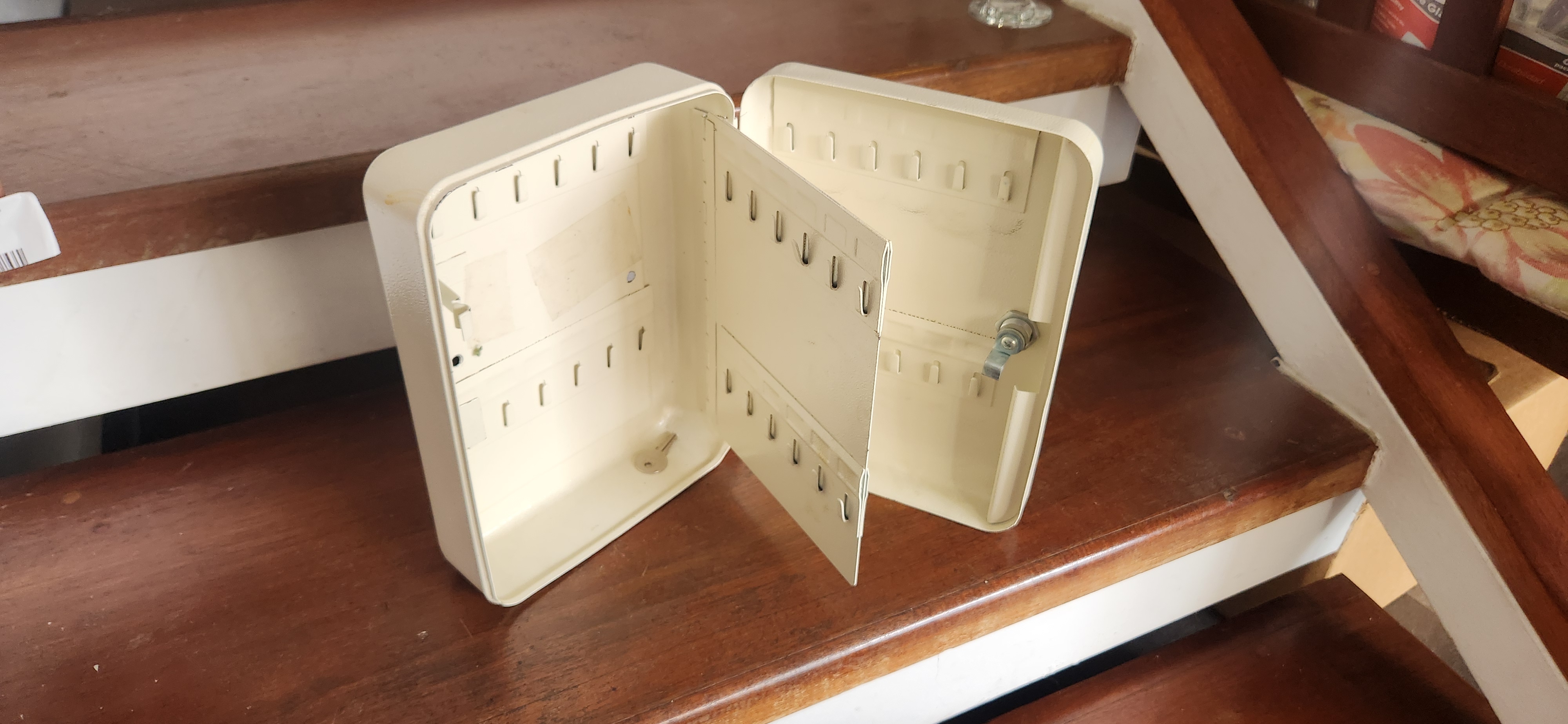 decoración y accesorios - Gabinete para Llaves 48 0