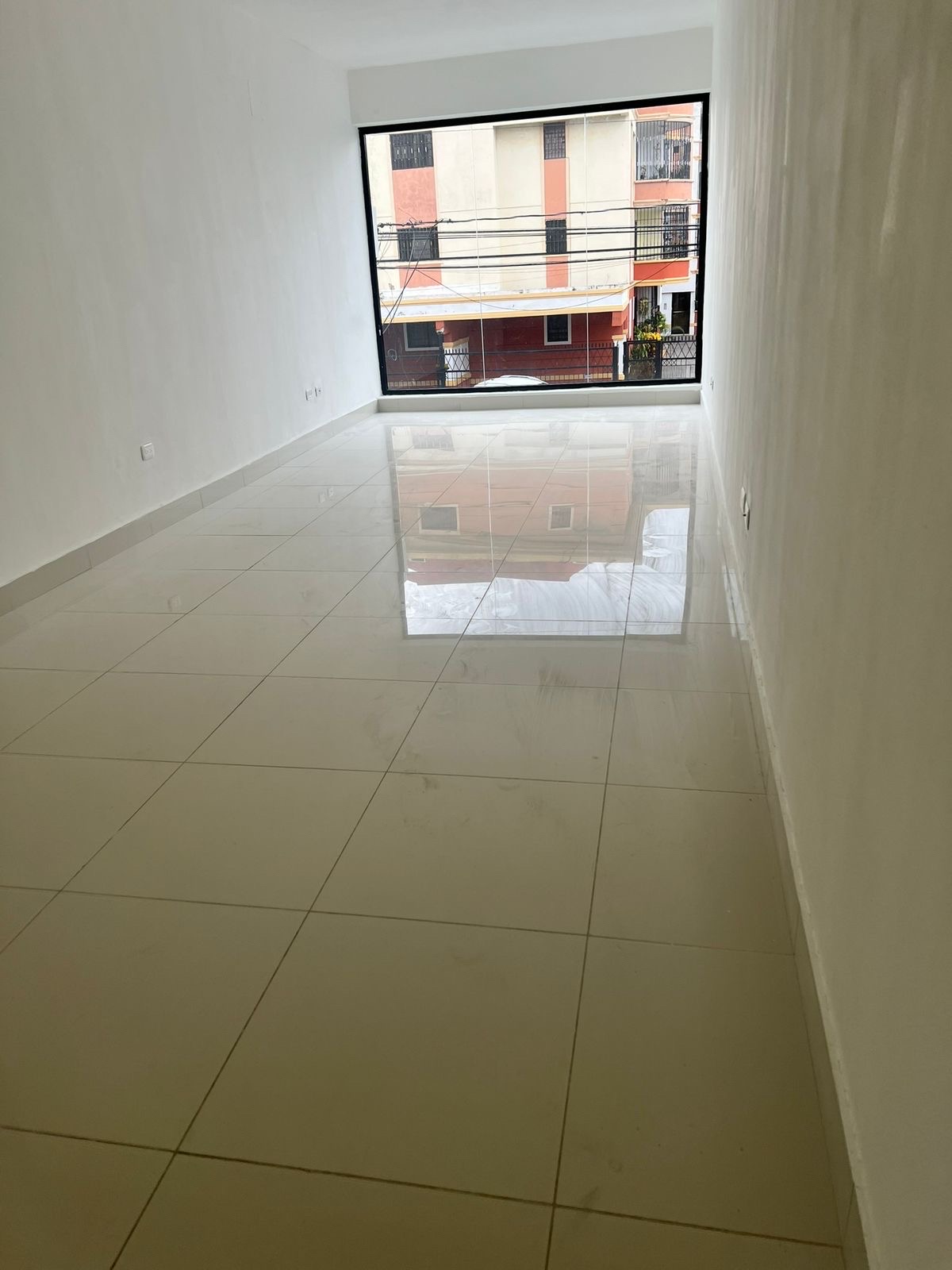 oficinas y locales comerciales - LOCAL COMERCIAL ENSANCHE QUISQUEYA  1